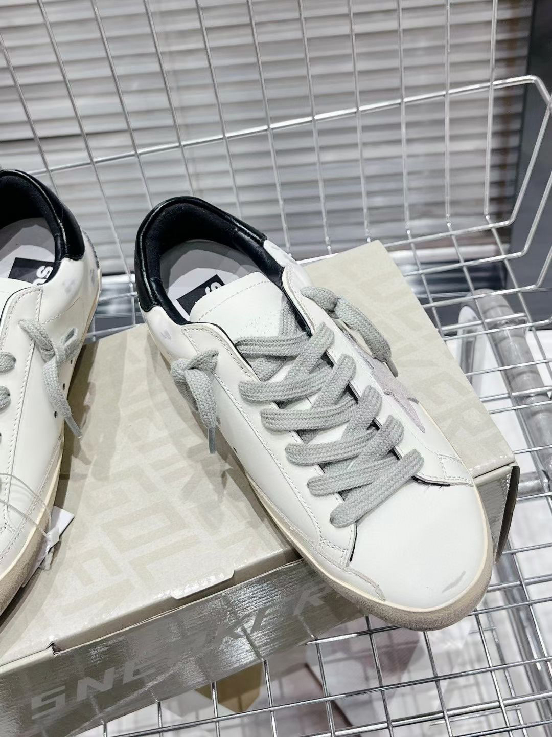 Golden Goose Superstar Sneaker Black/Gray