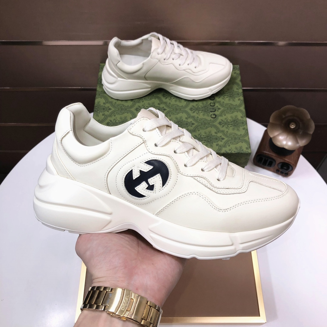 Gucci Dad Sneakers Thick Sole Beige