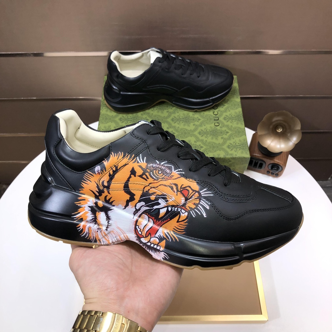 Gucci Tiger Print Dad Sneakers Black