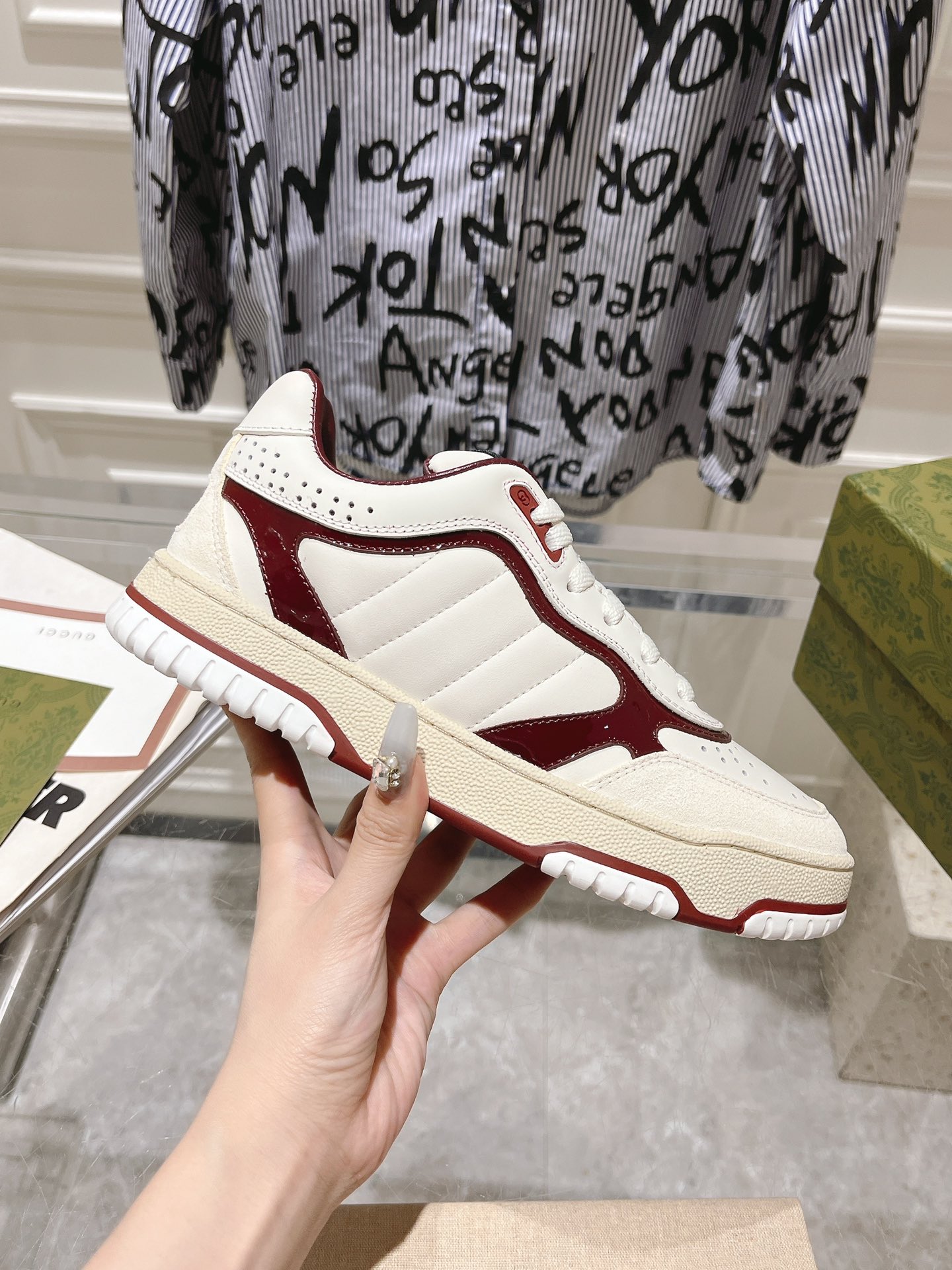 Gucci Vintage Low-Top Sneakers White/Burgundy