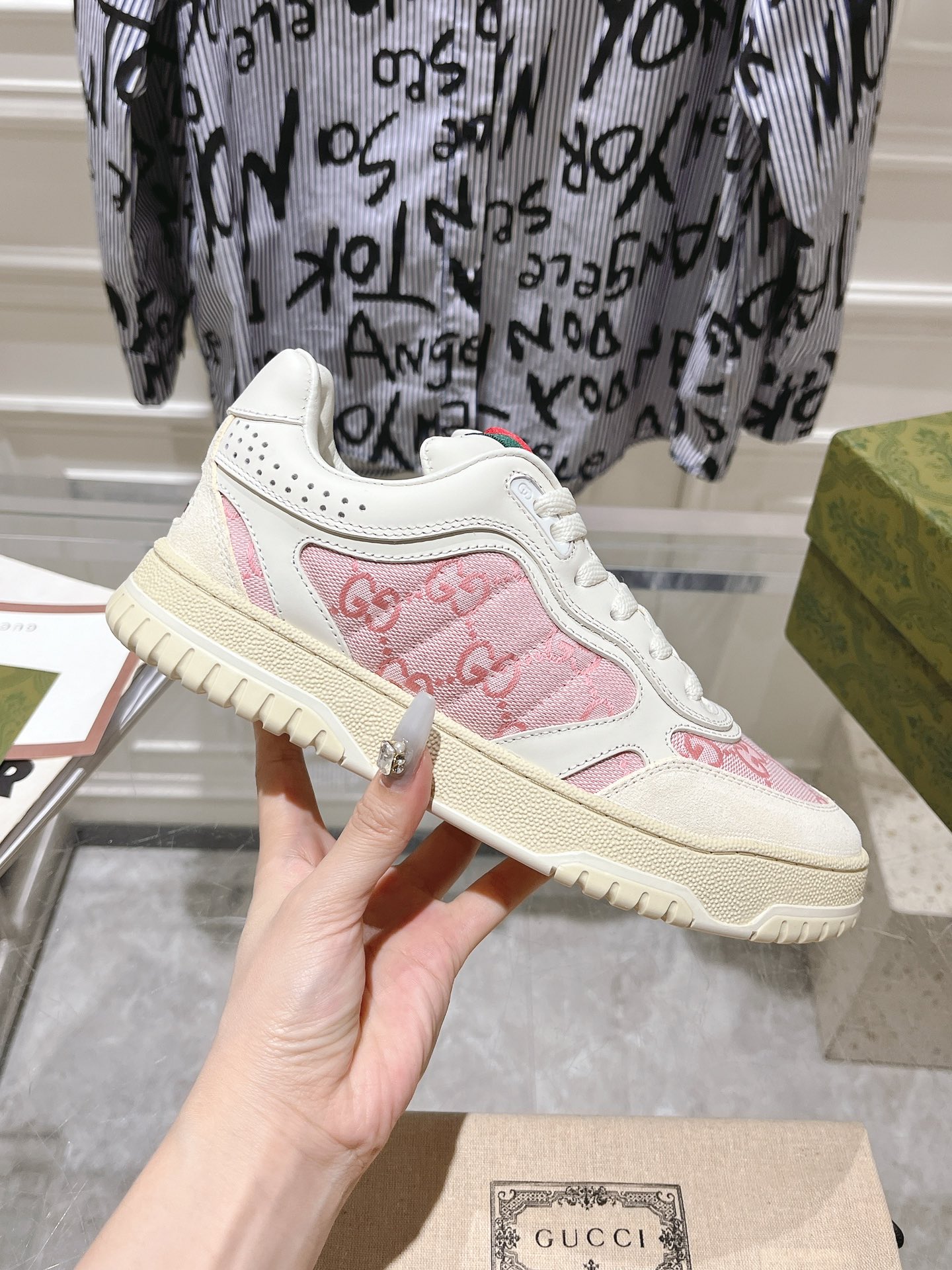 Gucci Vintage Distressed Sneaker Pink