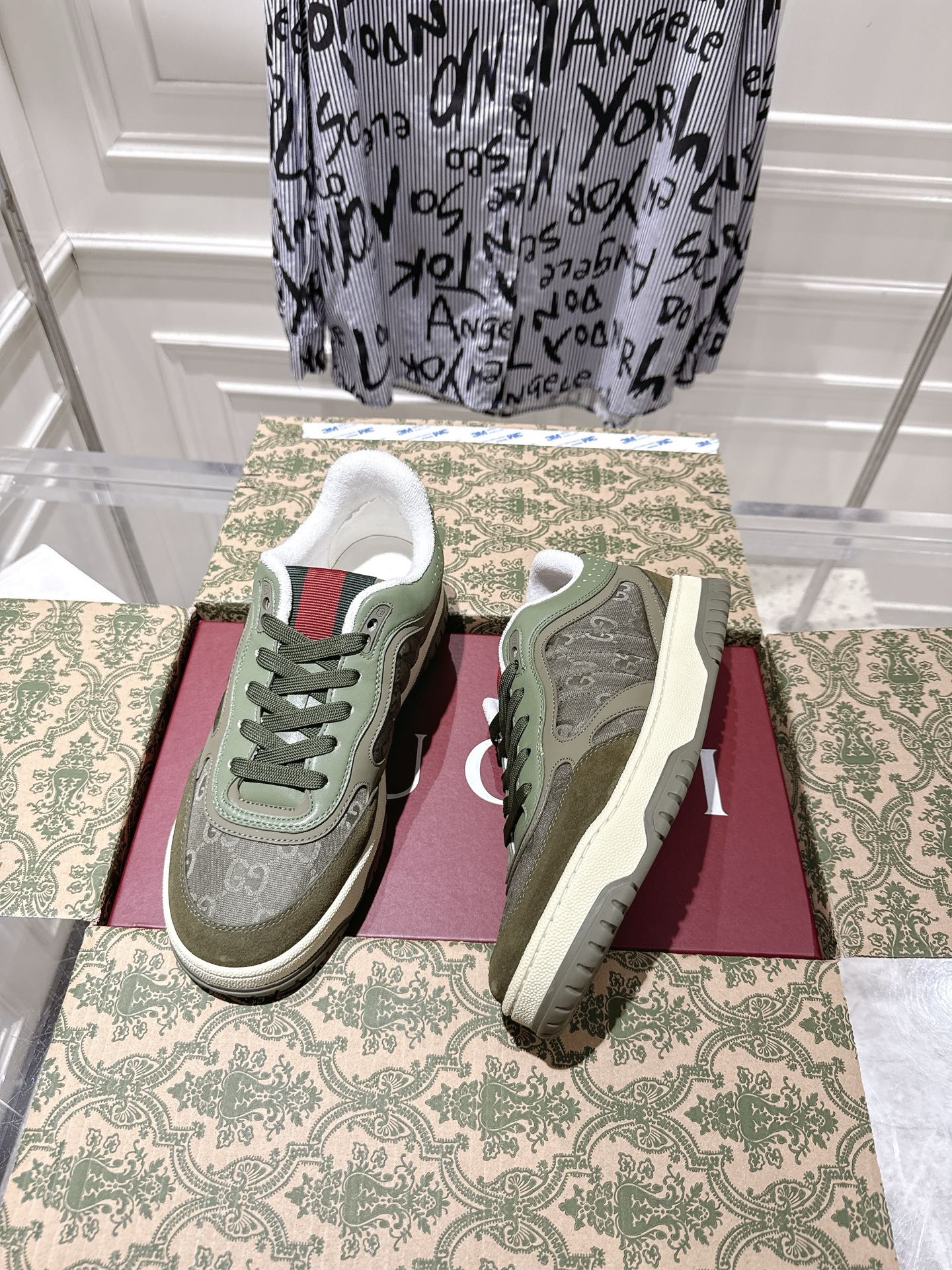 Gucci Vintage GG Low-Top Sneakers Green