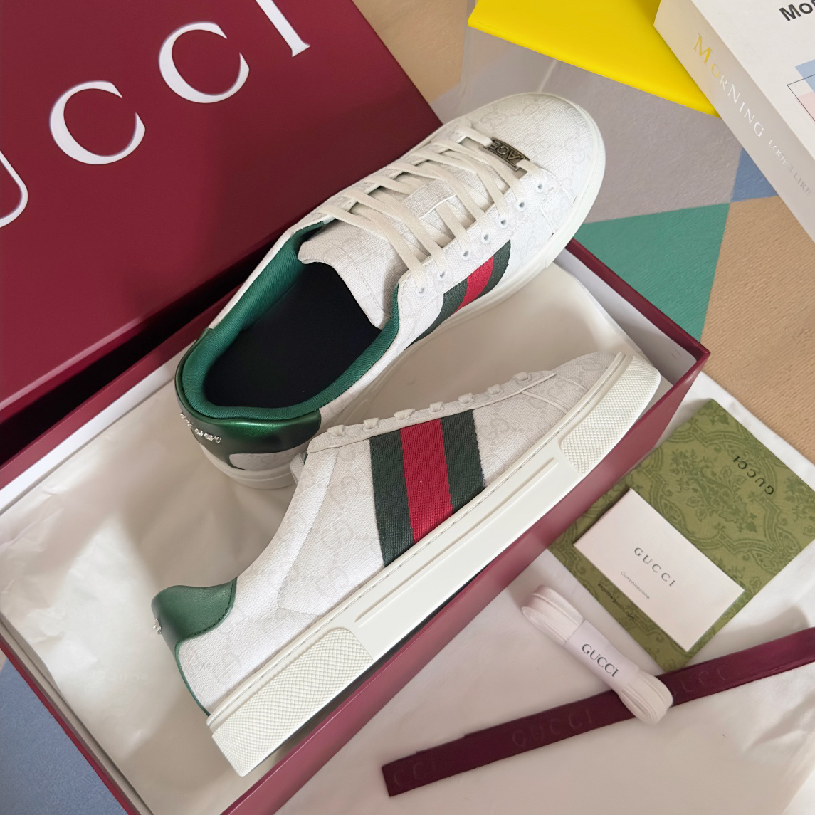 Gucci Ace GG Canvas Sneakers White/Green/Red