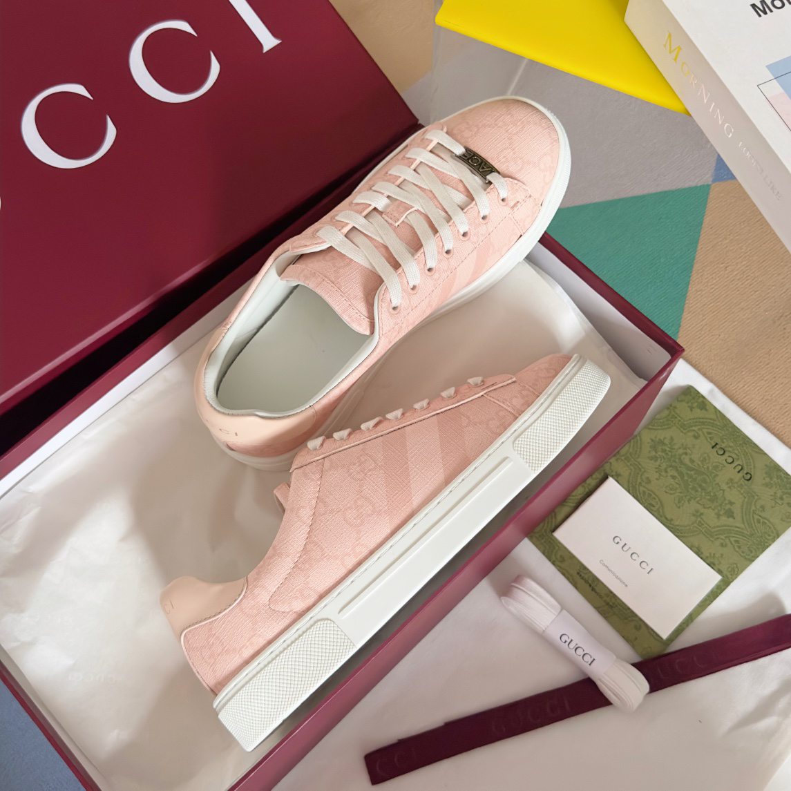 Gucci Ace Low-Top Sneakers Pink
