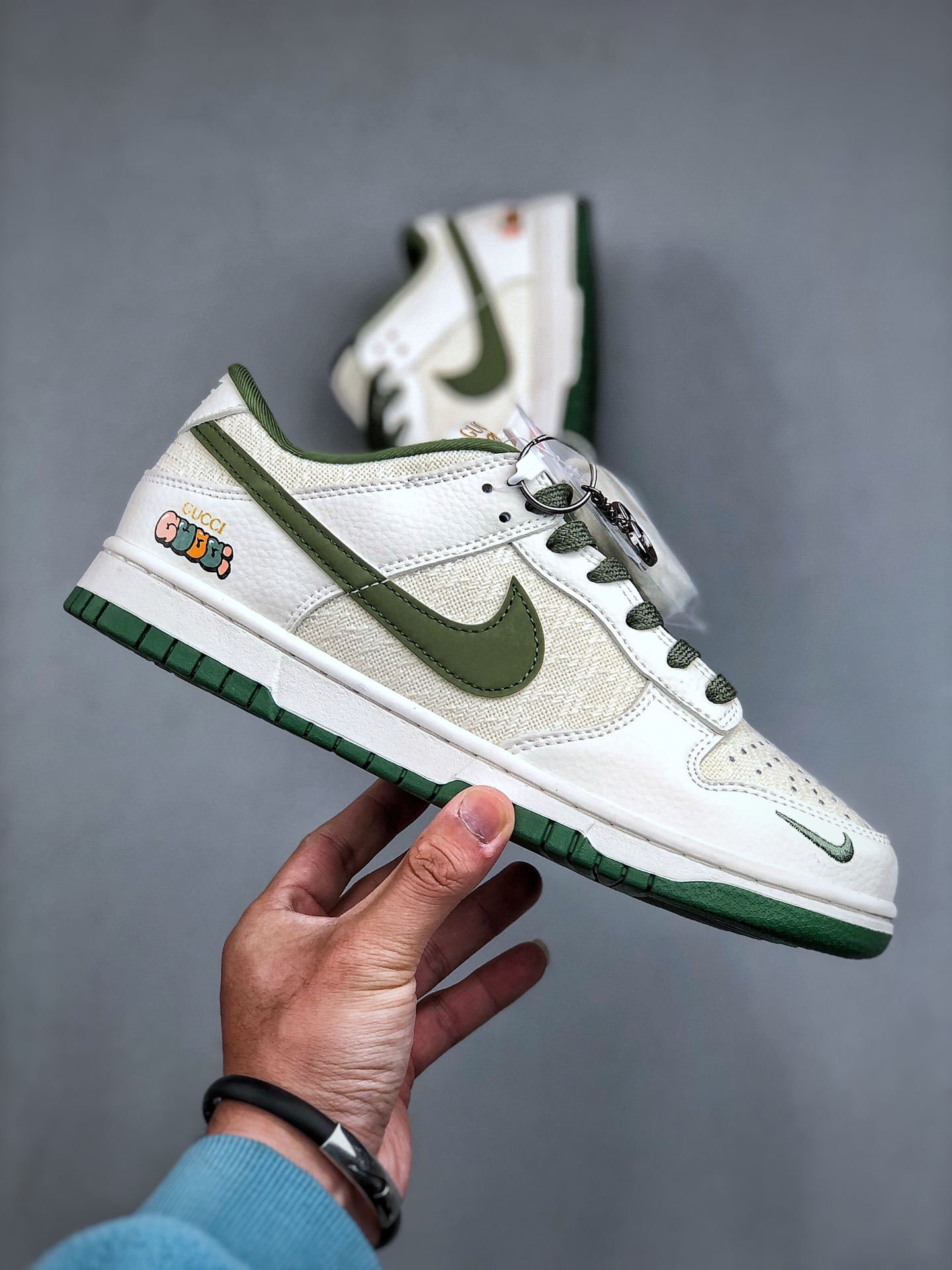 Nike Dunk Low Canvas Sneaker Off-White/Green