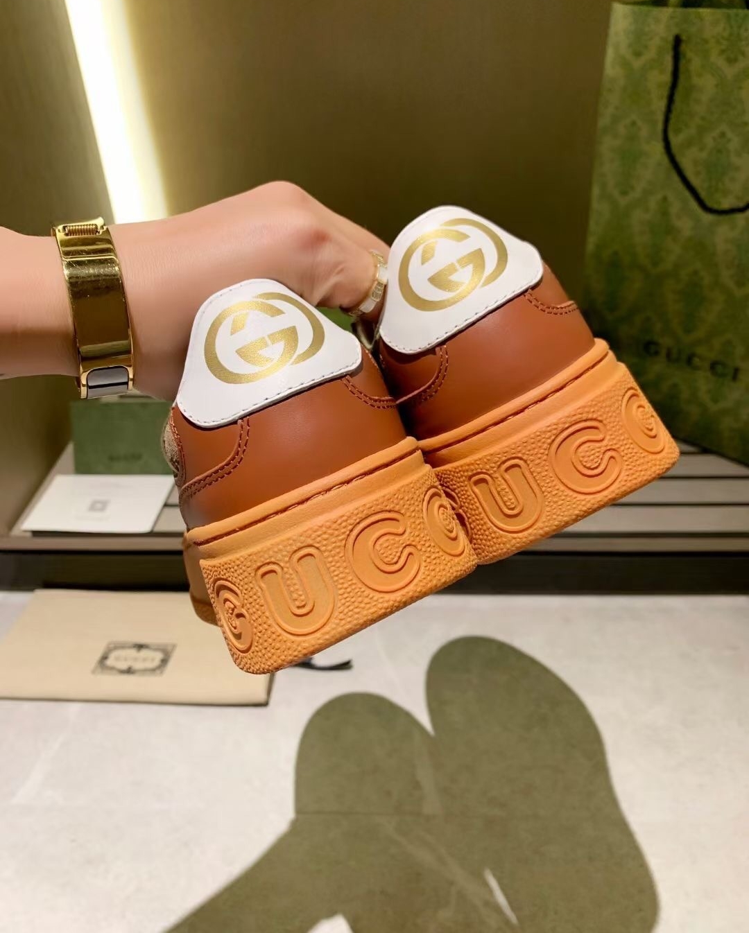 Gucci GG Canvas Low-Top Sneakers Brown
