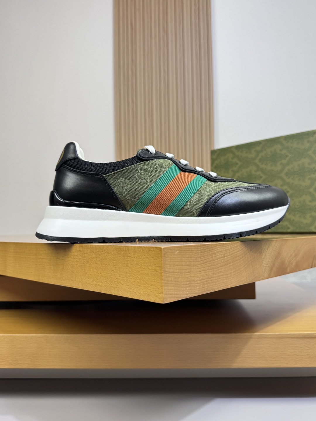Gucci Web Stripe GG Sneakers Multicolor