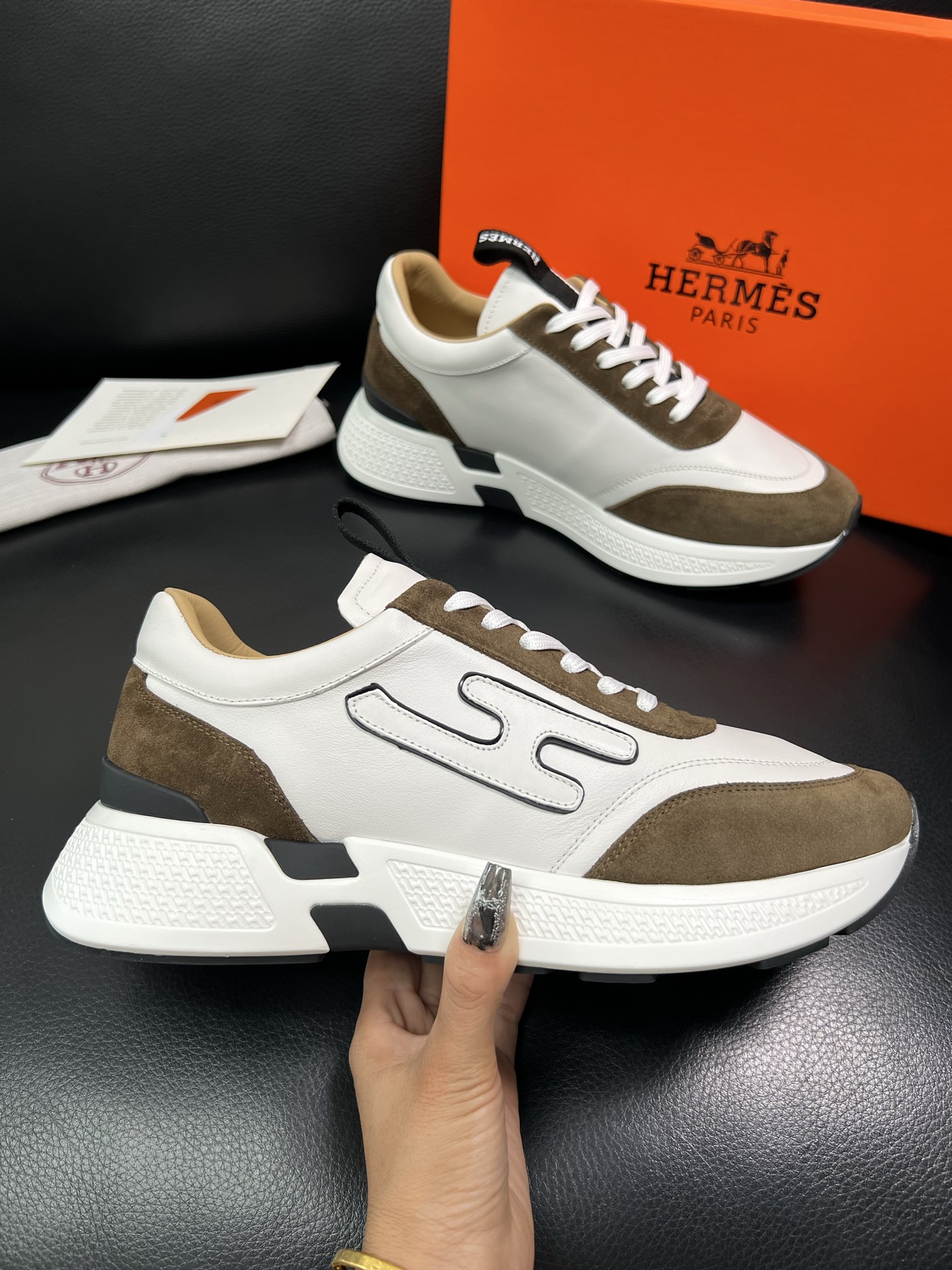 Hermes Leather & Suede Low Sneakers White/Brown
