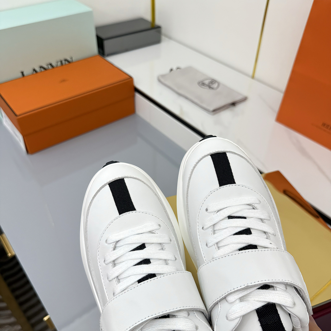 Hermes Loosneaker Velcro Sneaker White