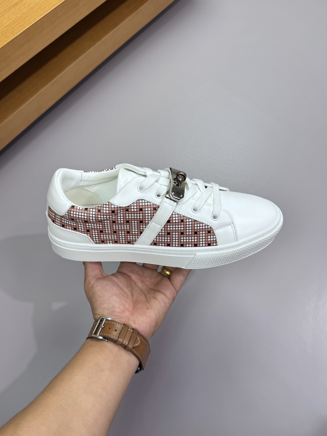 Hermes Leather Buckle Sneakers White/Pink