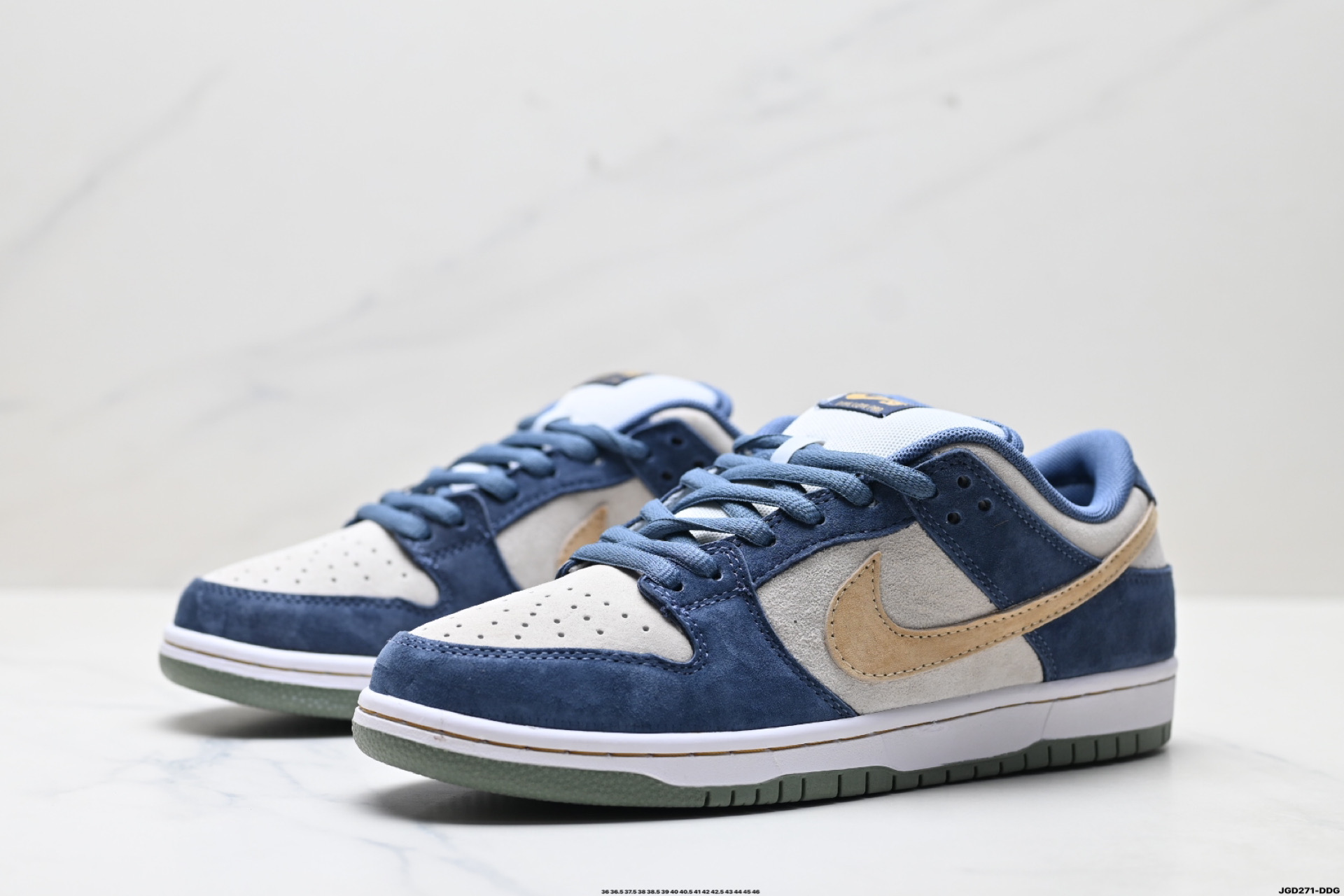 Nike SB Dunk Low Pro Suede Navy