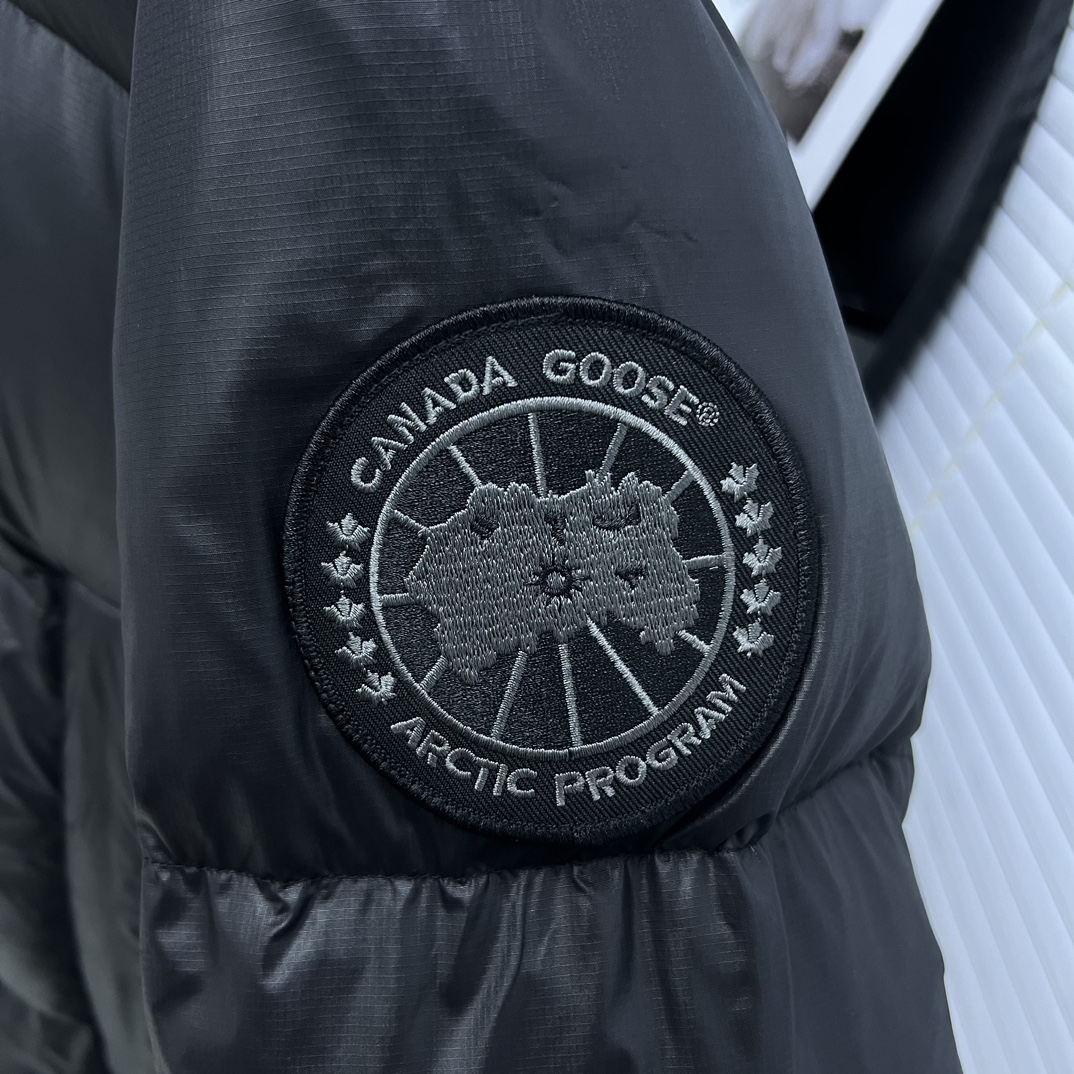 Canada Goose Crofton Puffer Jacket Black