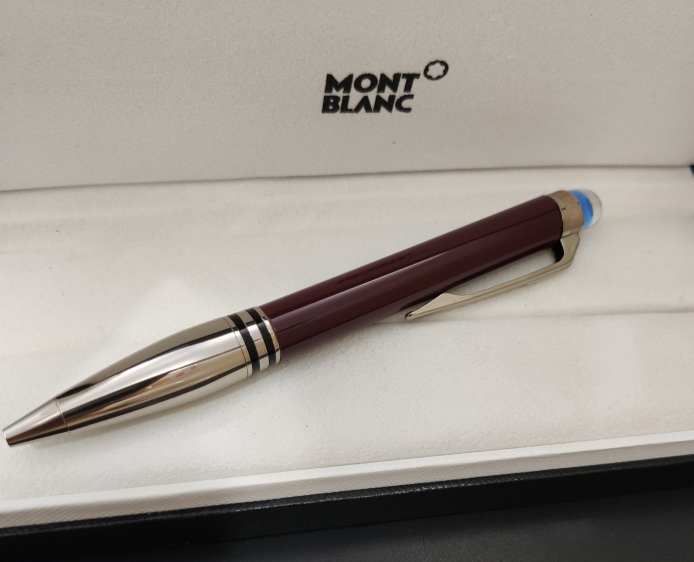 Montblanc Starwalker Ballpoint Pen Burgundy