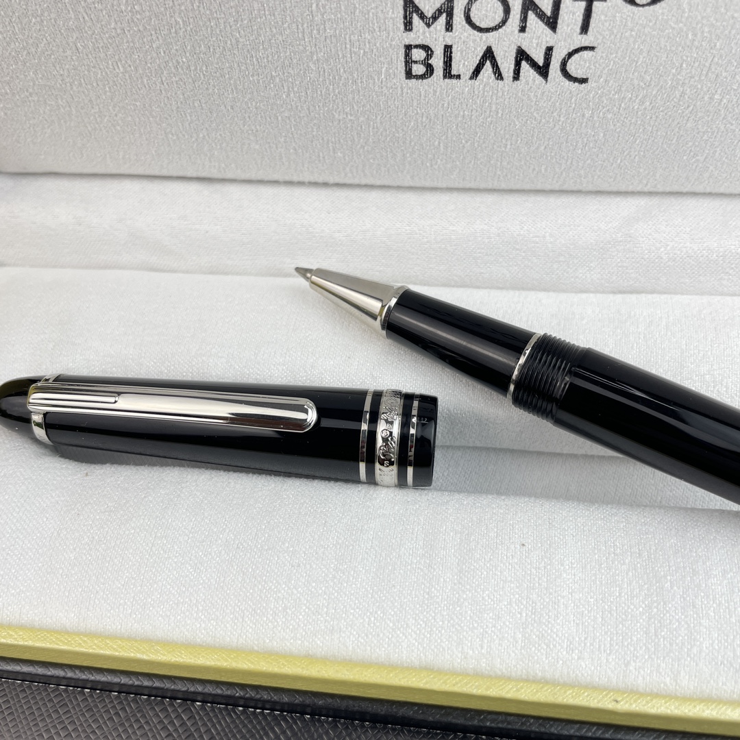 Montblanc Luxury Rollerball Pen Gift Set Black