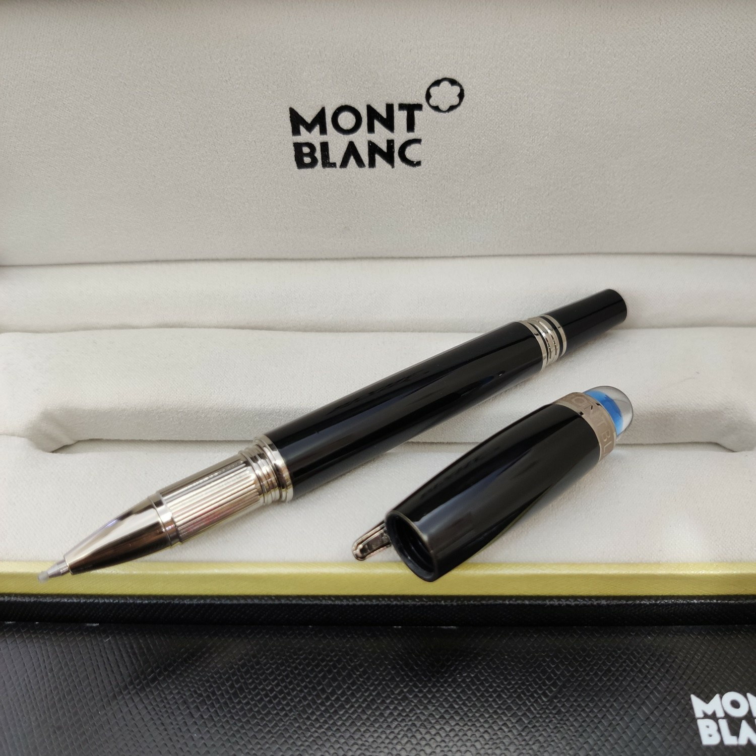 Montblanc Luxury Fountain Pen Set Multicolor