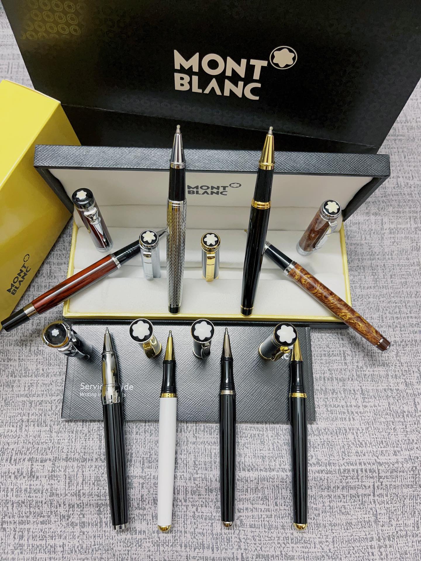 Montblanc Luxury Rollerball Pen Set Multicolor