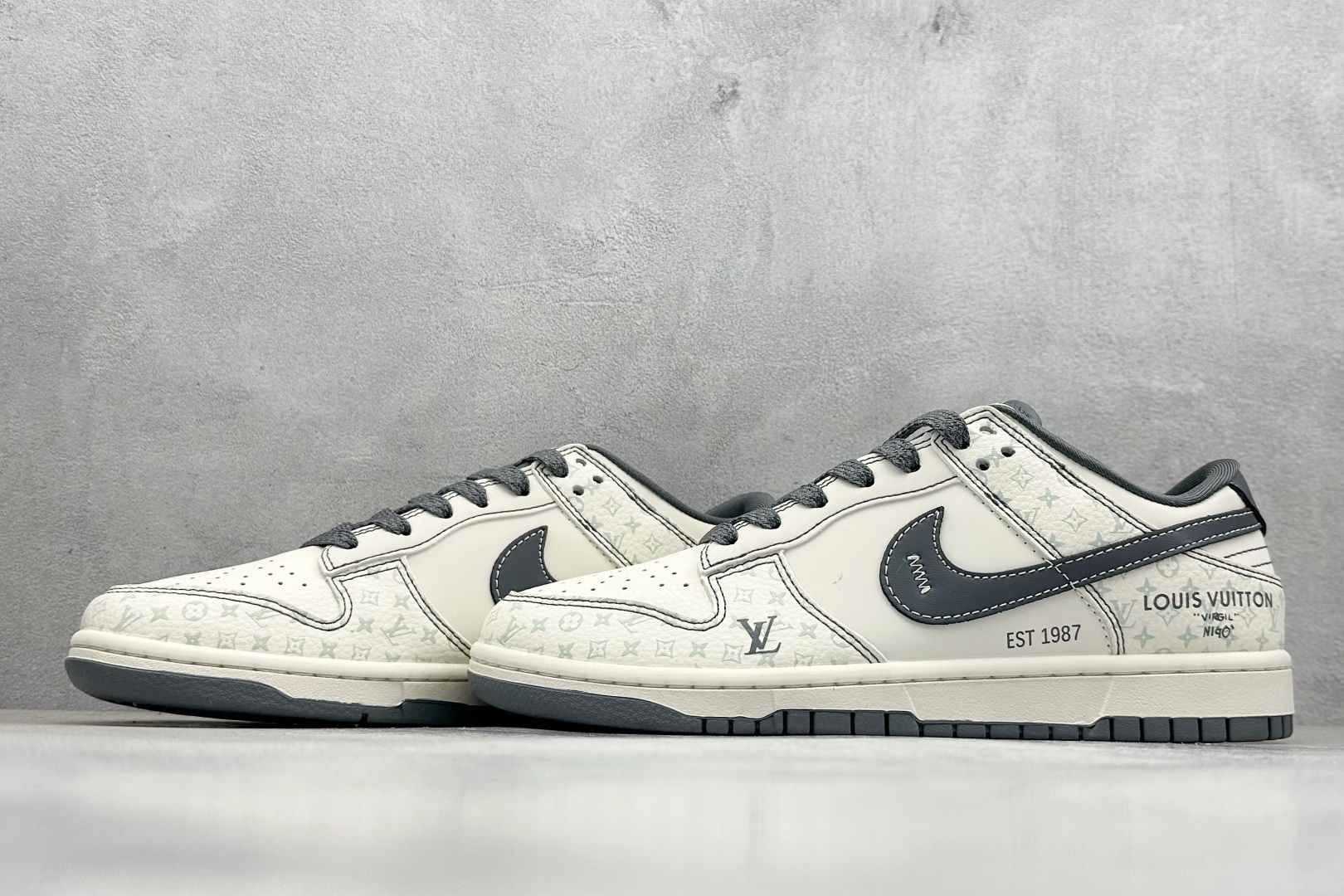 Nike SB Dunk LV Low Grey