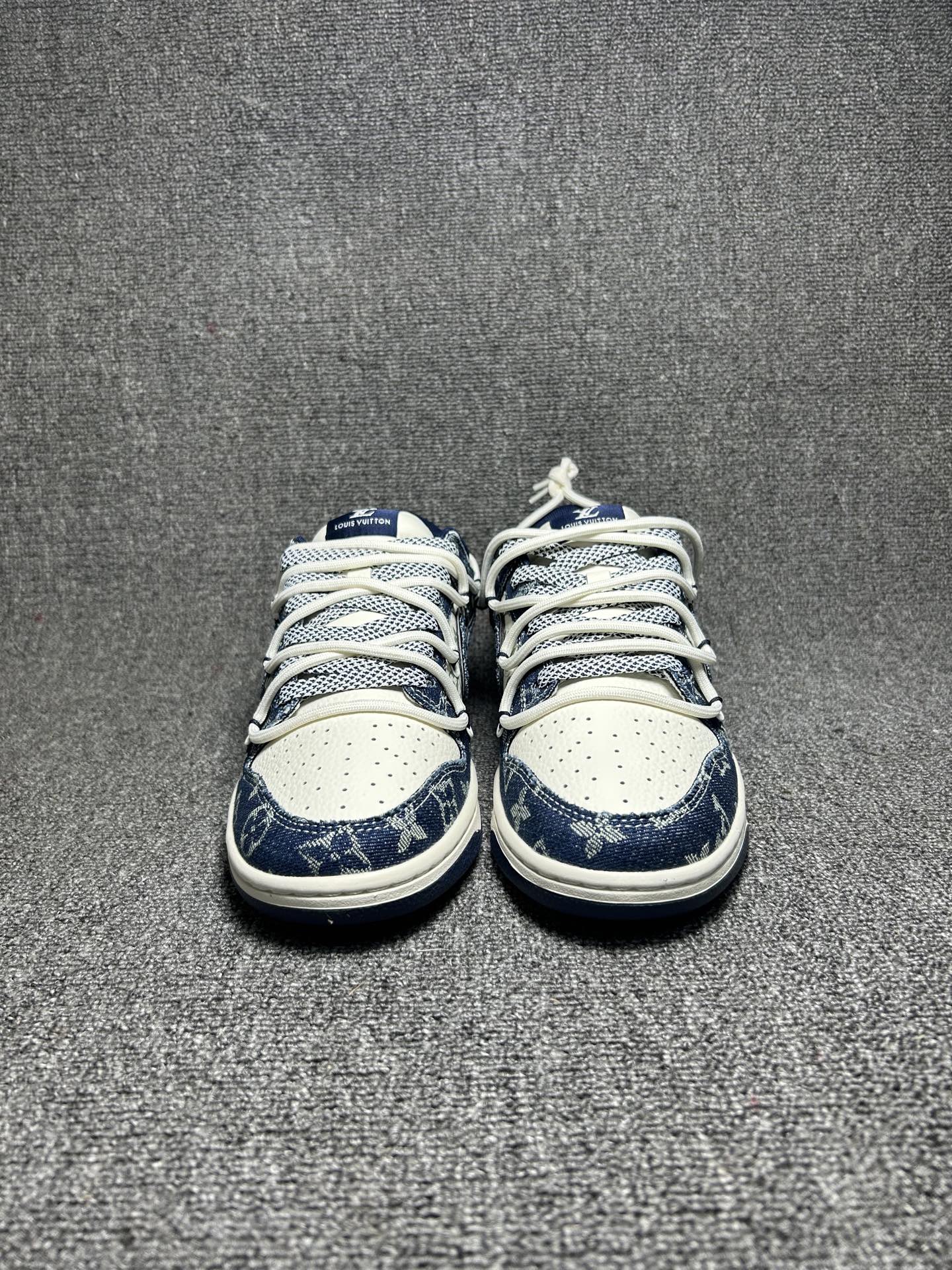 Nike SB Dunk LV Blue White
