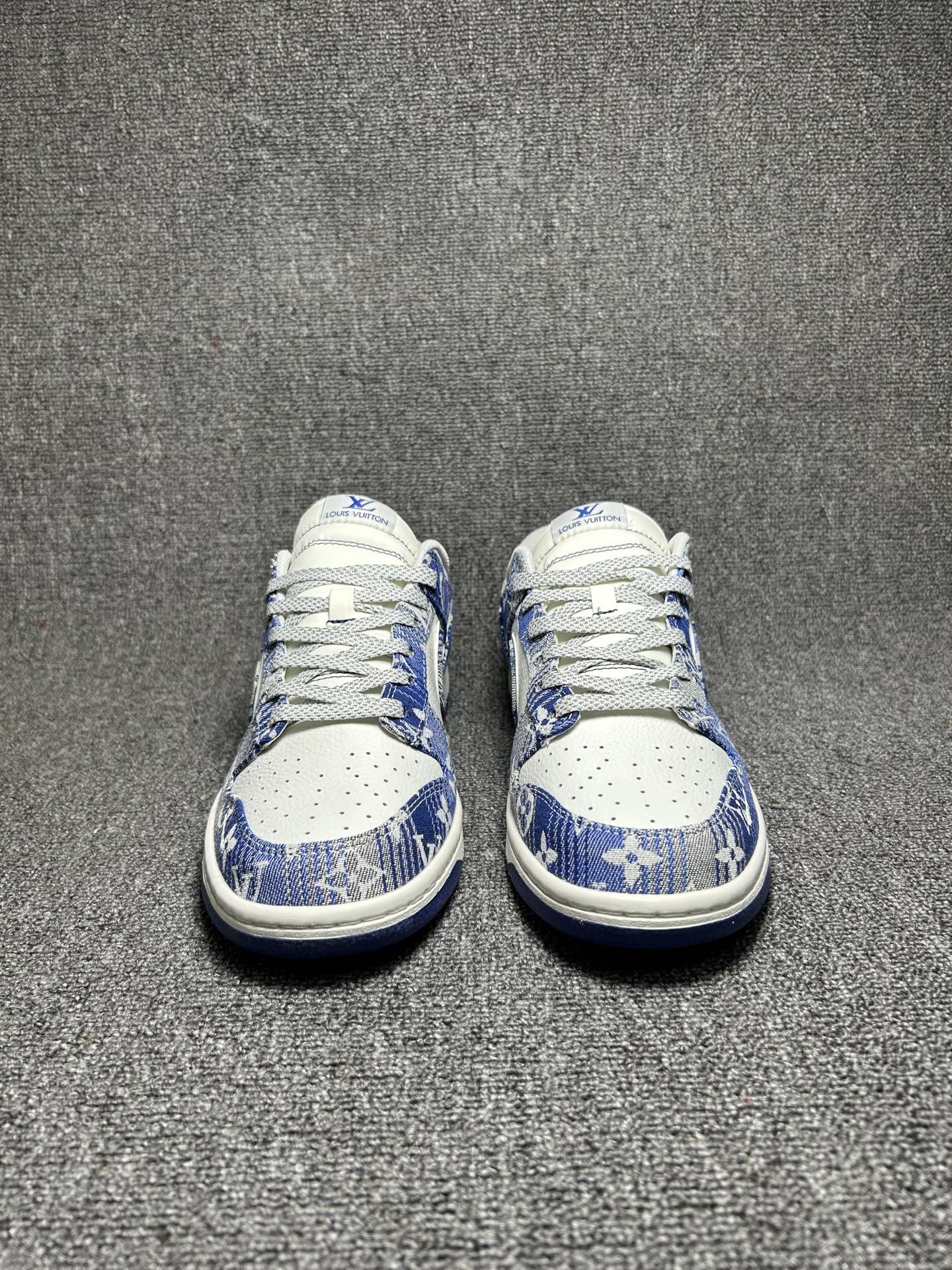 Nike SB Dunk LV Blue