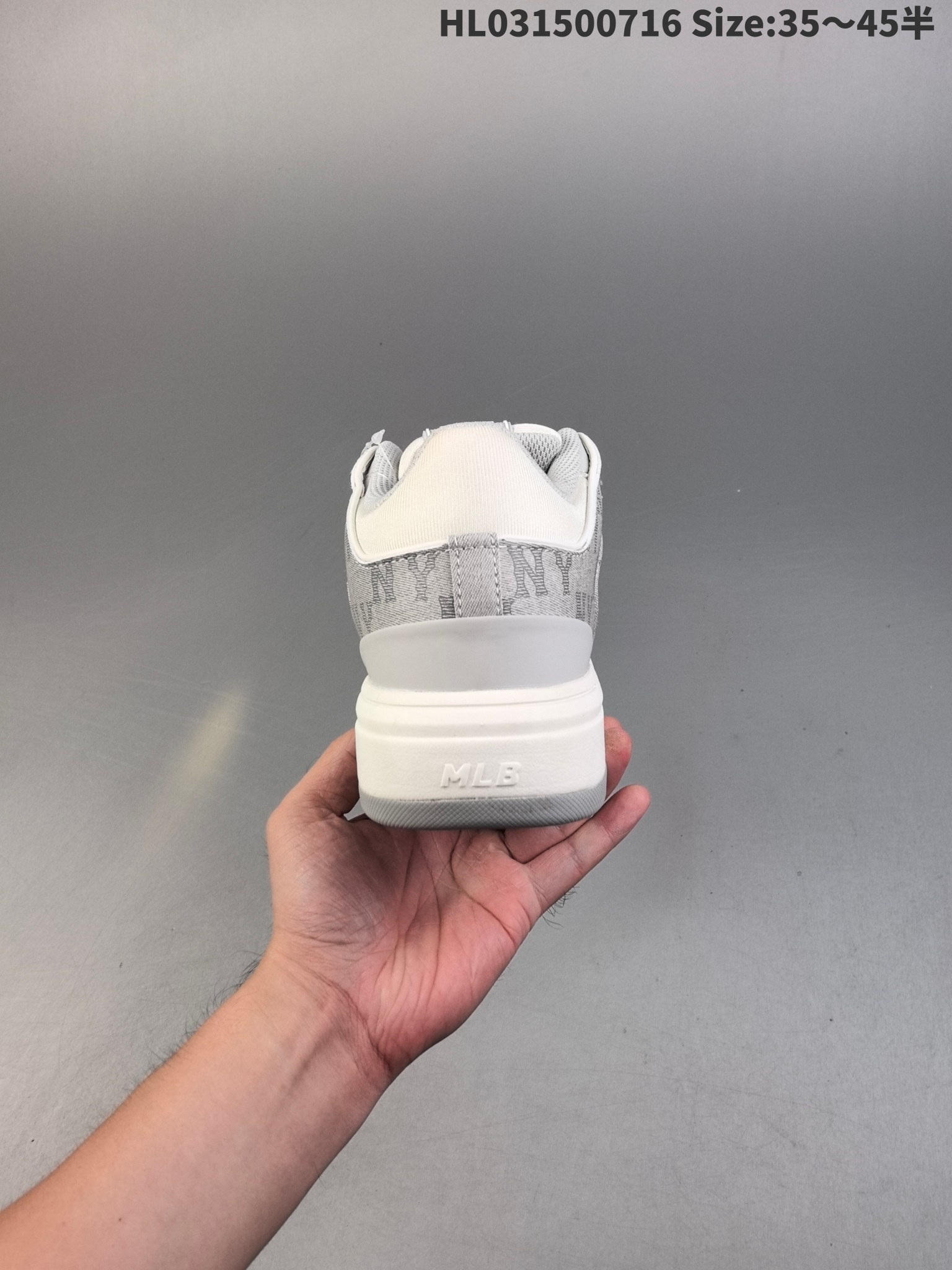 MLB NY Yankees Chunky Liner Sneakers Gray/White