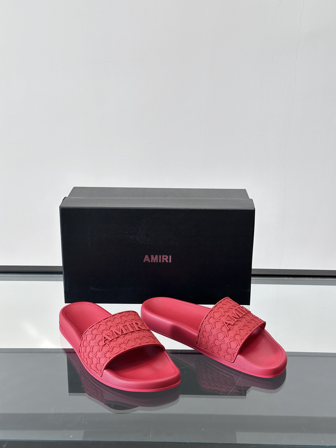 Amiri Embossed Logo Slide Sandals Red