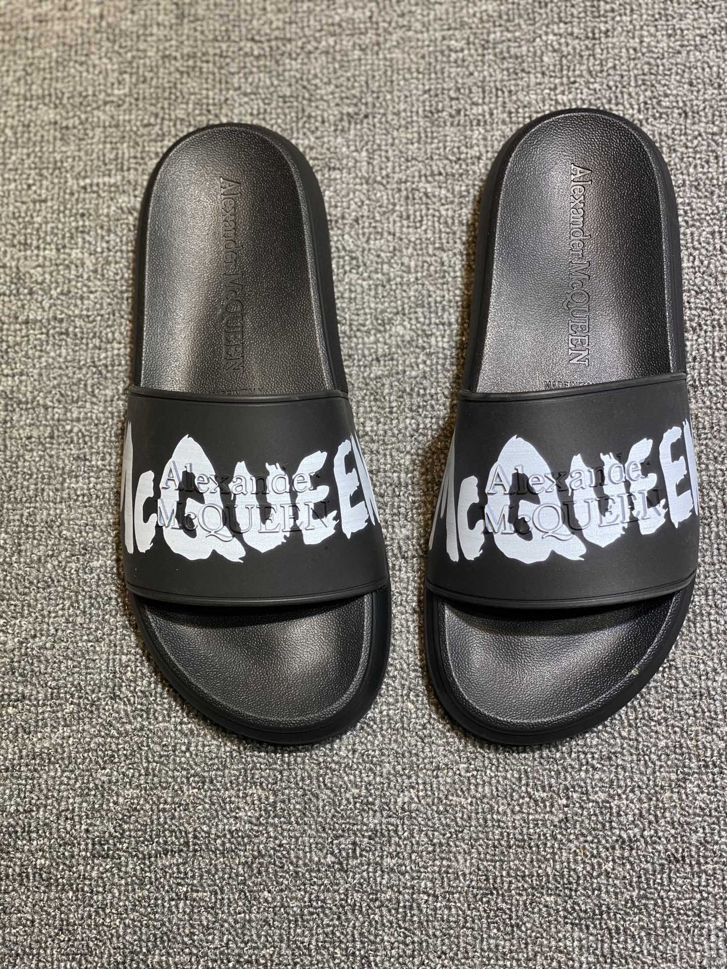 Alexander McQueen Logo Slides Black