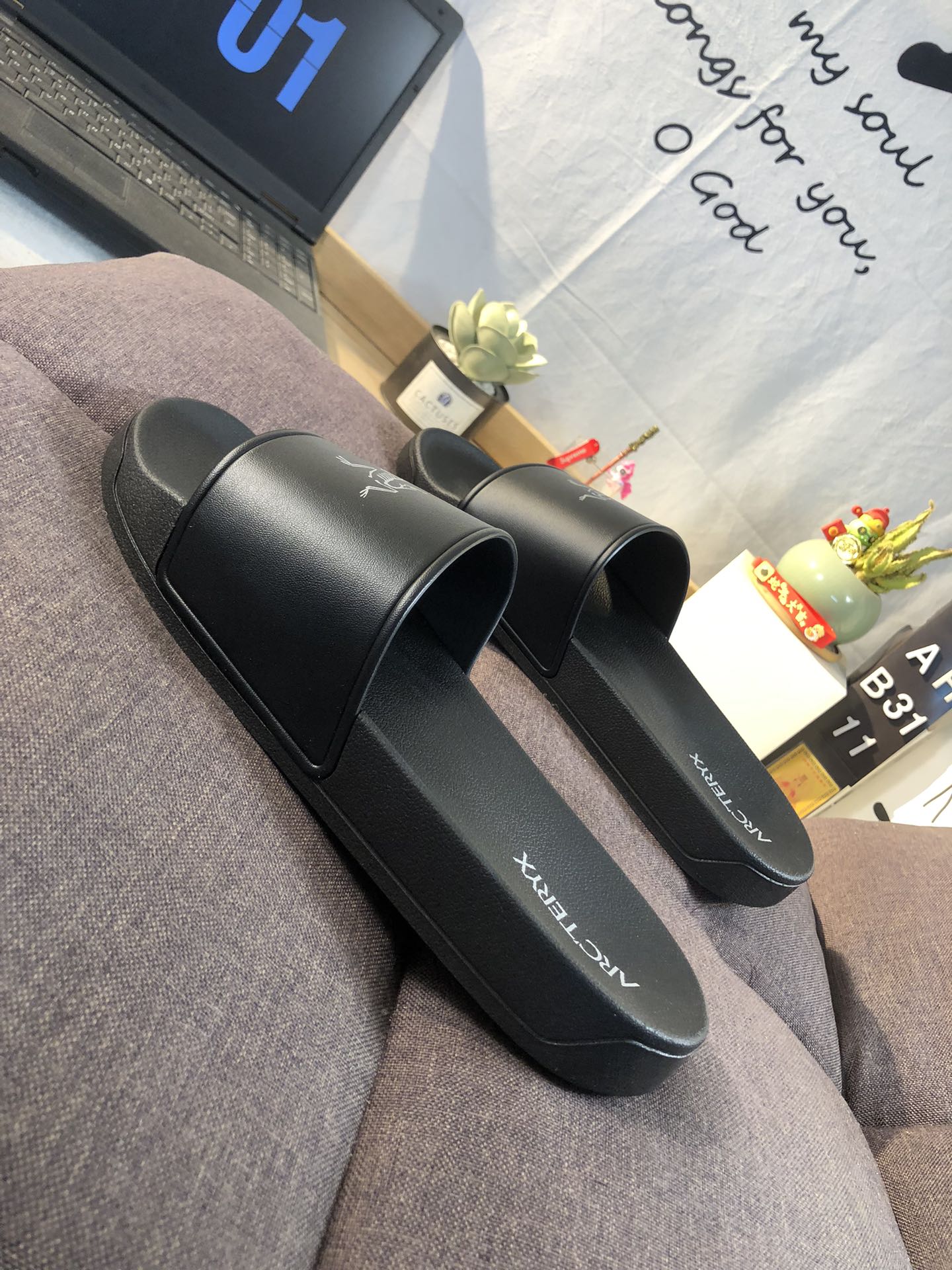 Arc'teryx Comfort Slide Sandals Black