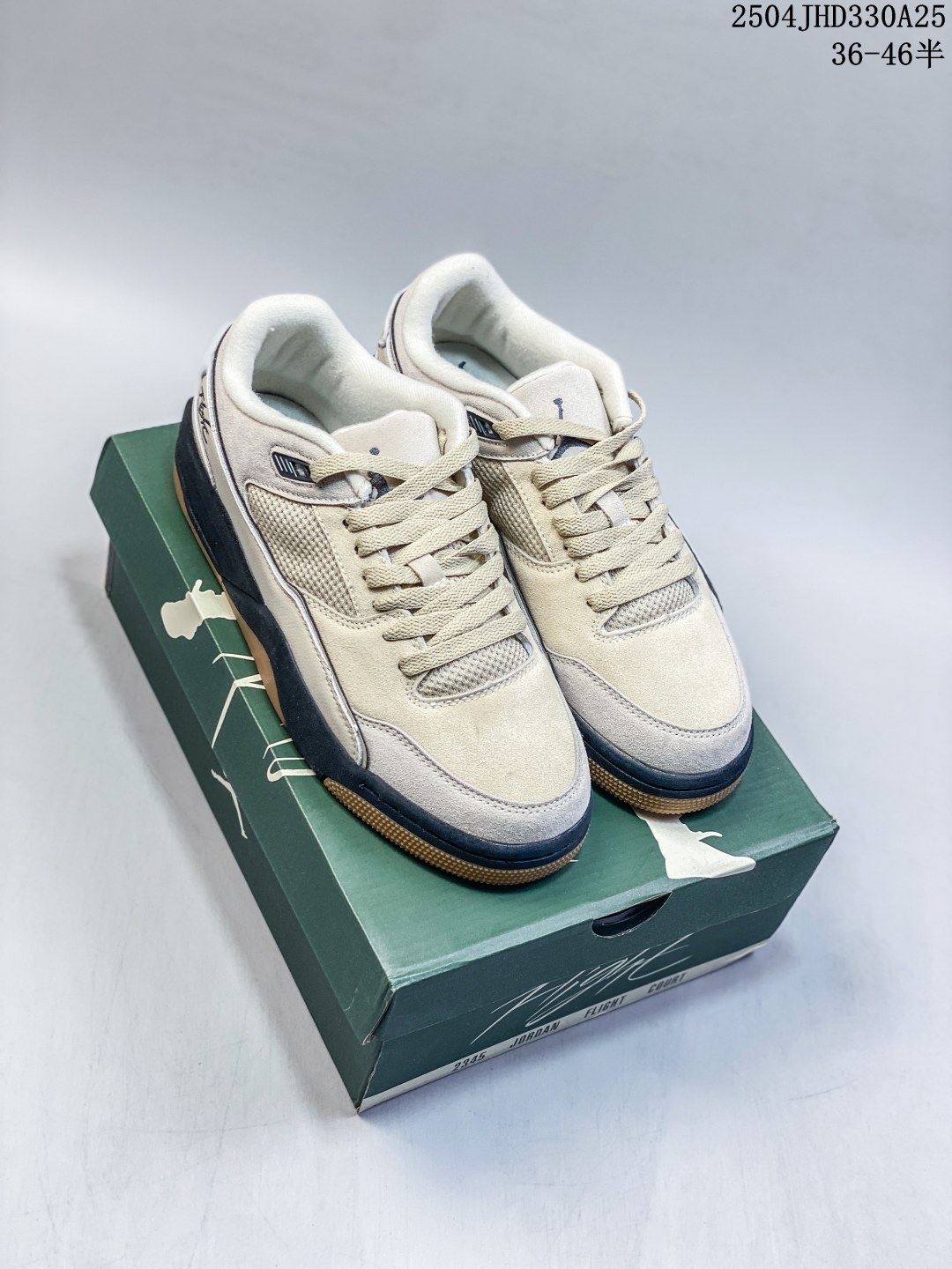 Who Decides War Flight Court Low Sneakers Multicolor