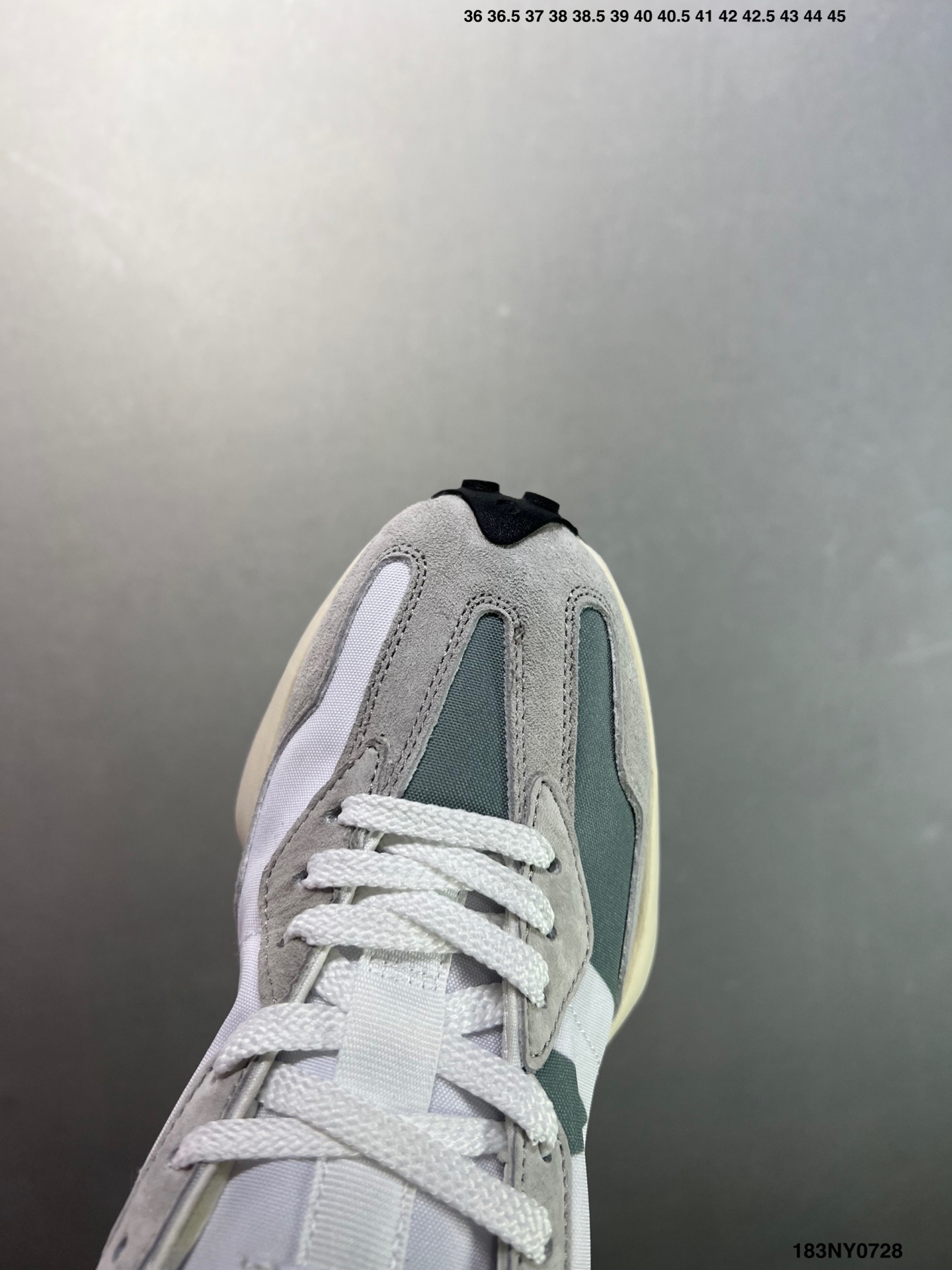 New Balance 327 Retro Runner Grey