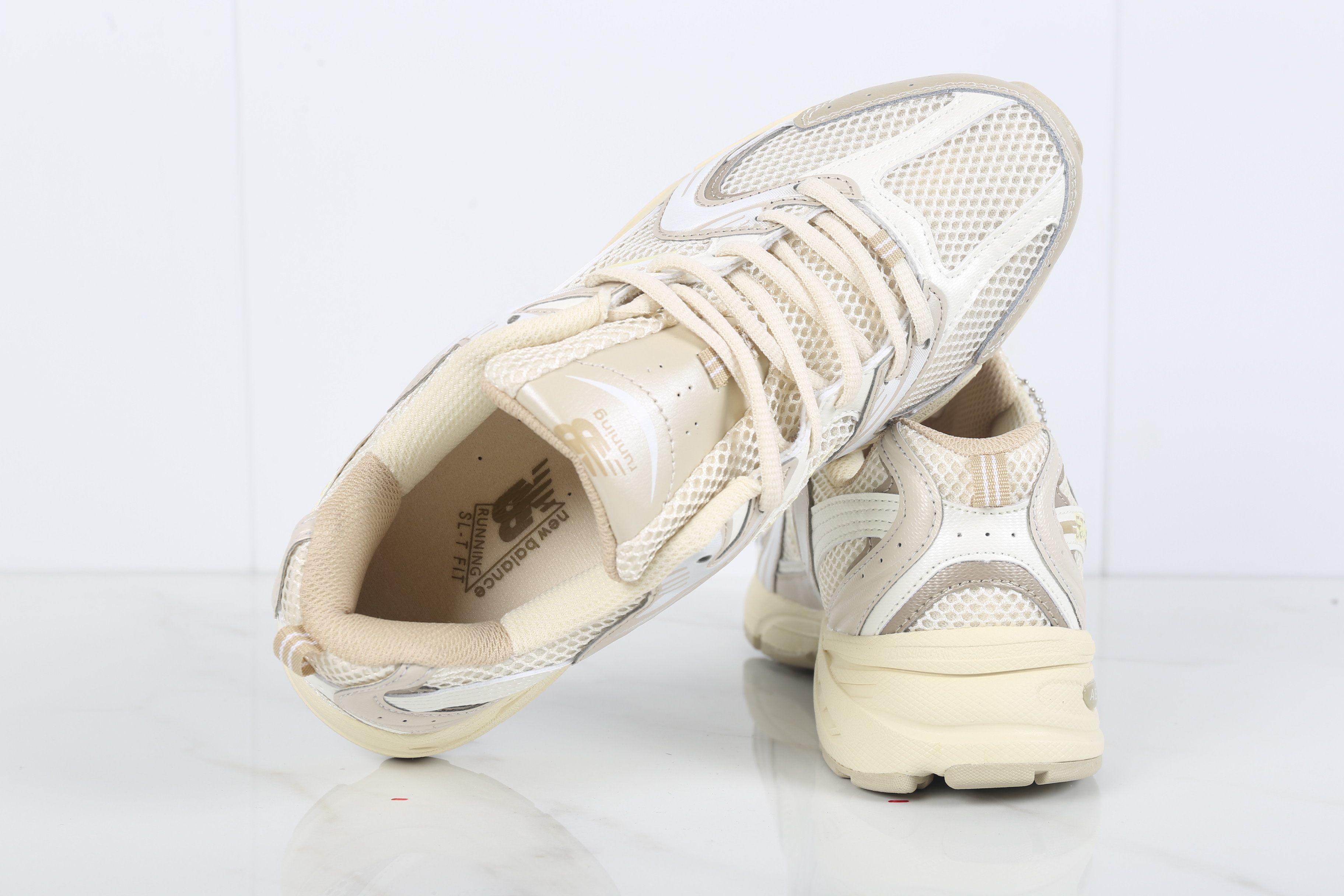 New Balance MR530 Retro Dad Sneakers Beige