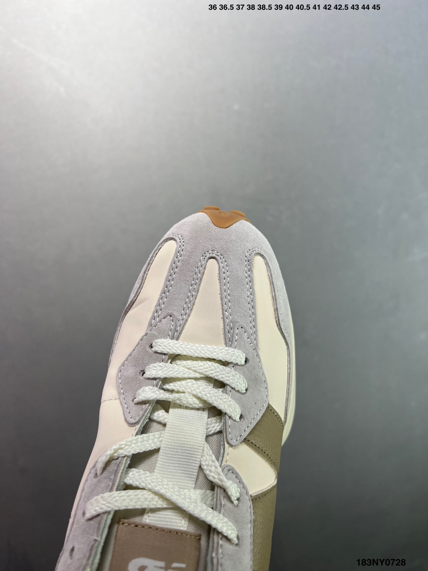 New Balance MS327 Retro Runners White/Beige