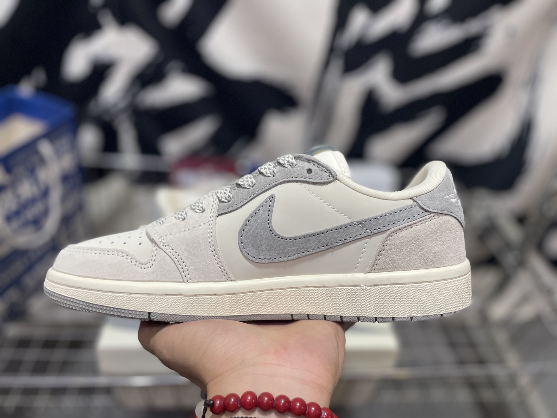 Jordan AJ1 Low TS Reverse Mocha White/Gray