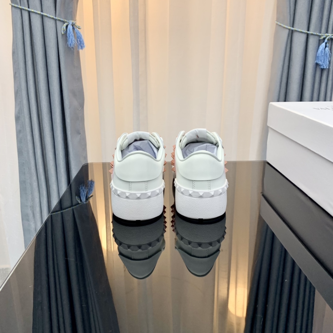 Valentino Rockstud Strap Sneakers White/Pink