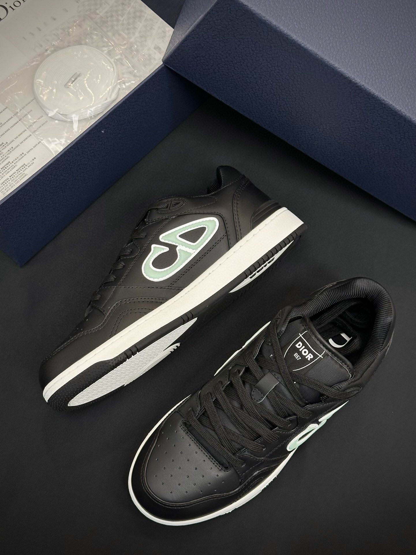 Dior B57 Low-Top Leather Sneakers Black