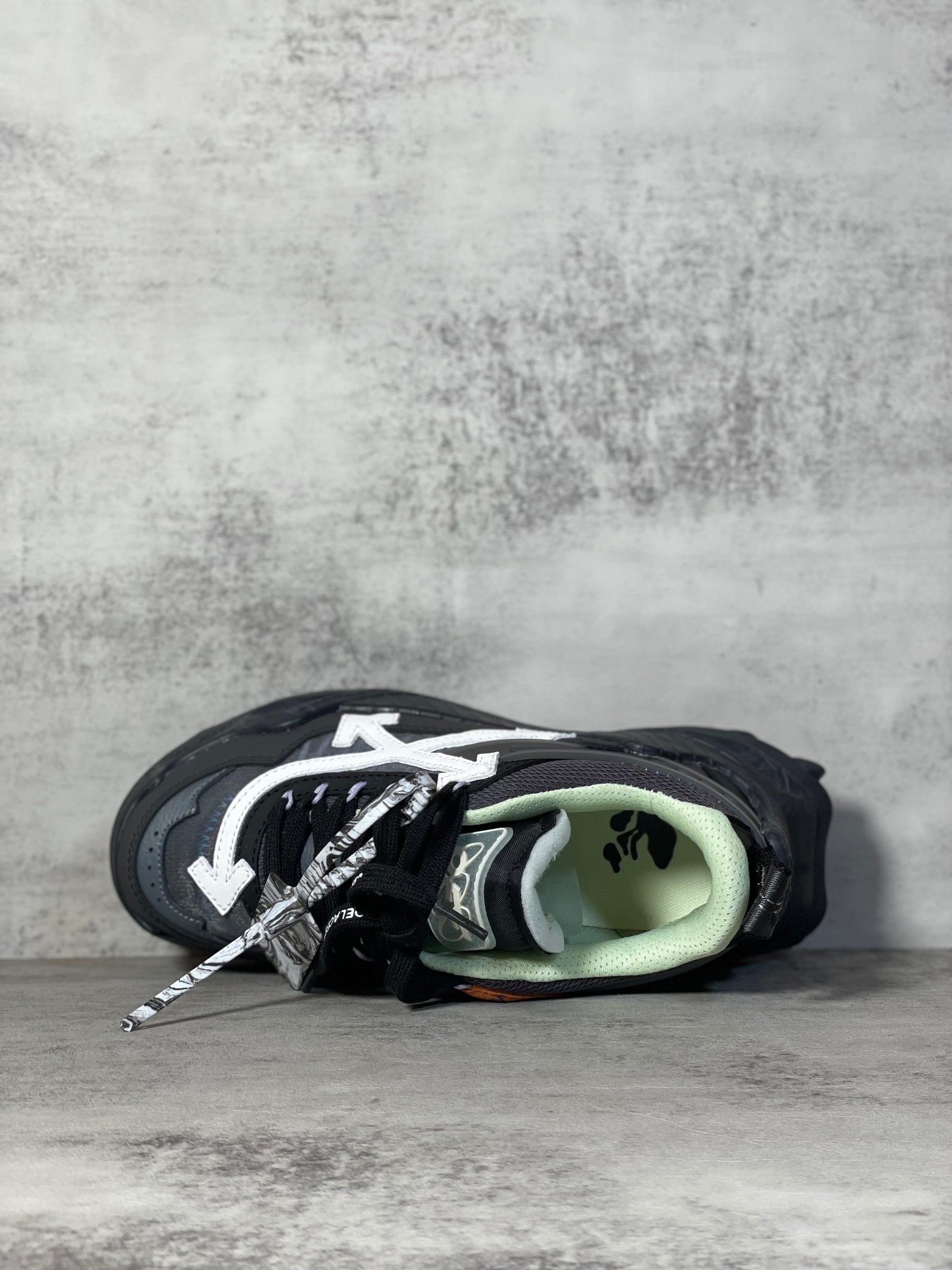 Off-White ODSY-1000 Chunky Sneakers Black
