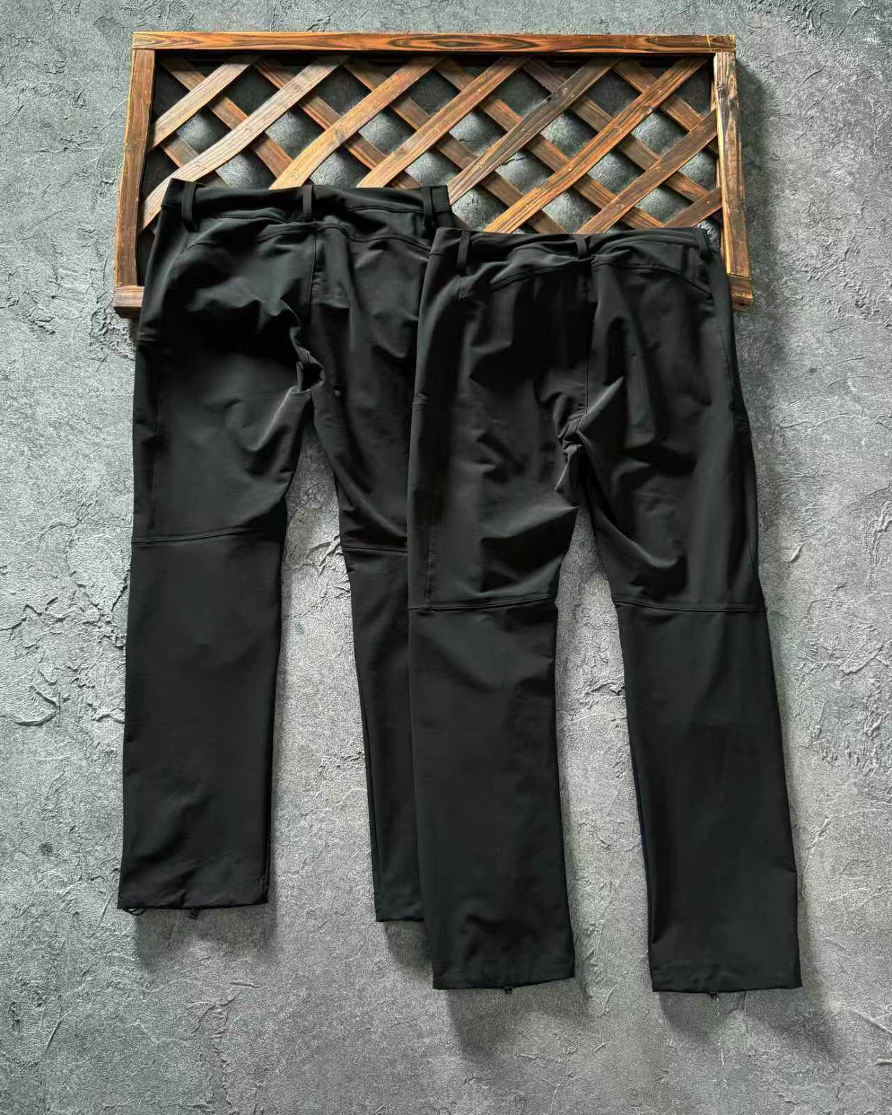 Arc'teryx Cotton AR Softshell Pants Black
