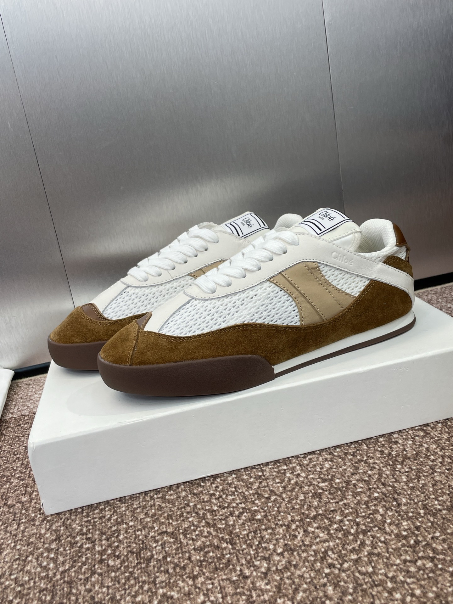 Chloe Runway Low-Top Sneakers Brown