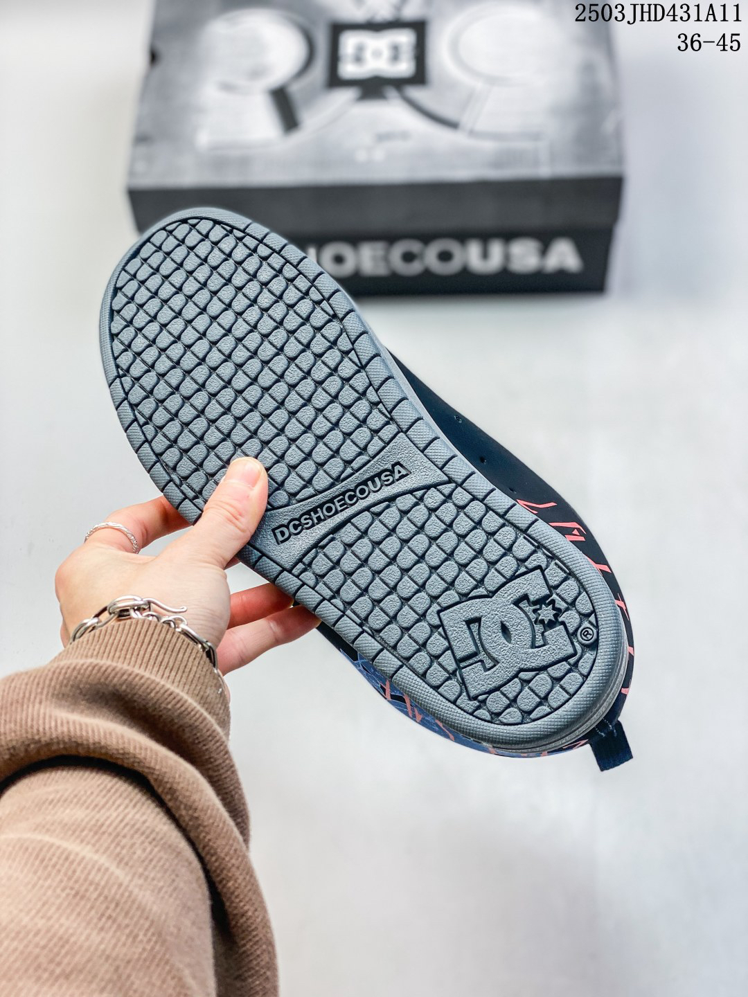 DC Shoes Low-Top Skate Sneakers Navy