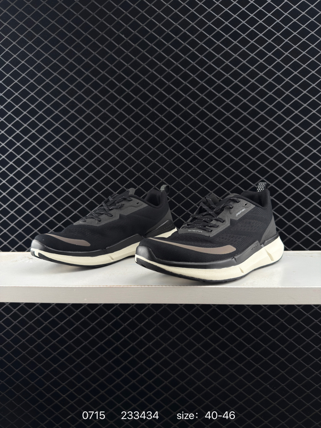 ECCO Grip Runner Sneakers Black