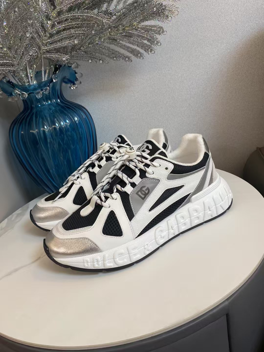 Dolce & Gabbana Mesh Sneakers Multi-Color