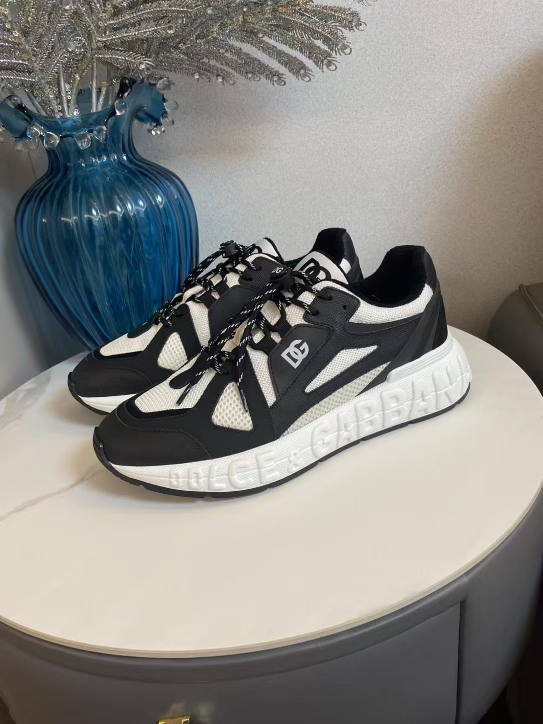 Dolce & Gabbana Mesh Sneakers Black/White
