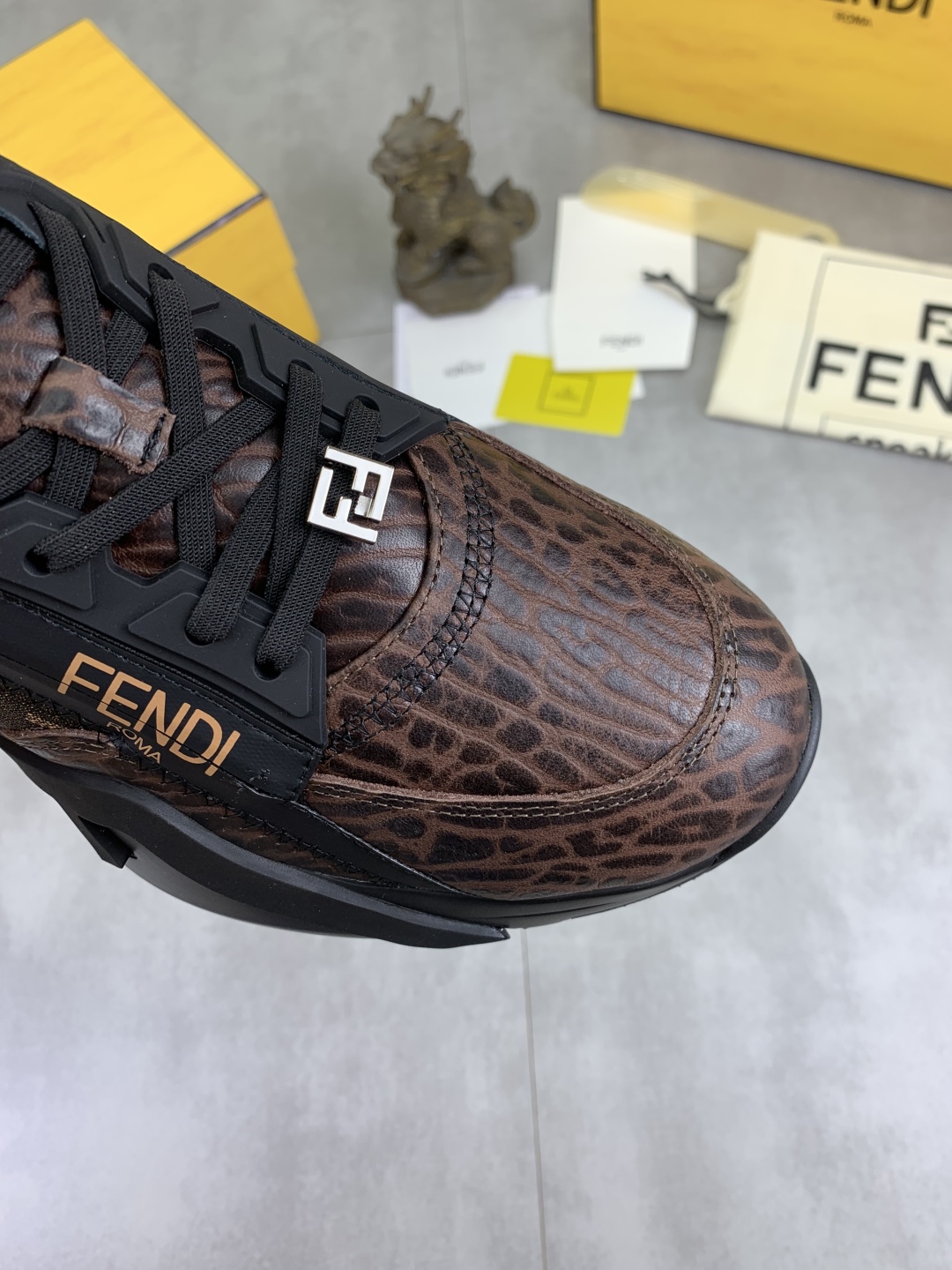 Fendi Flow Low-Top Sneakers Brown