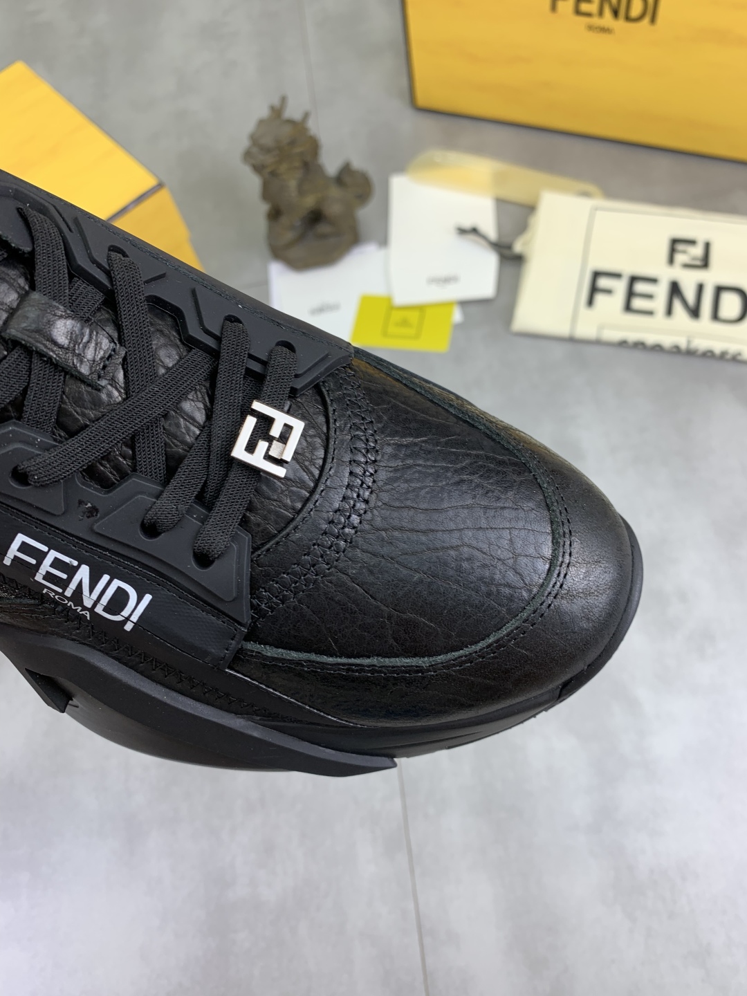 Fendi Flow Low-Top Sneakers Black