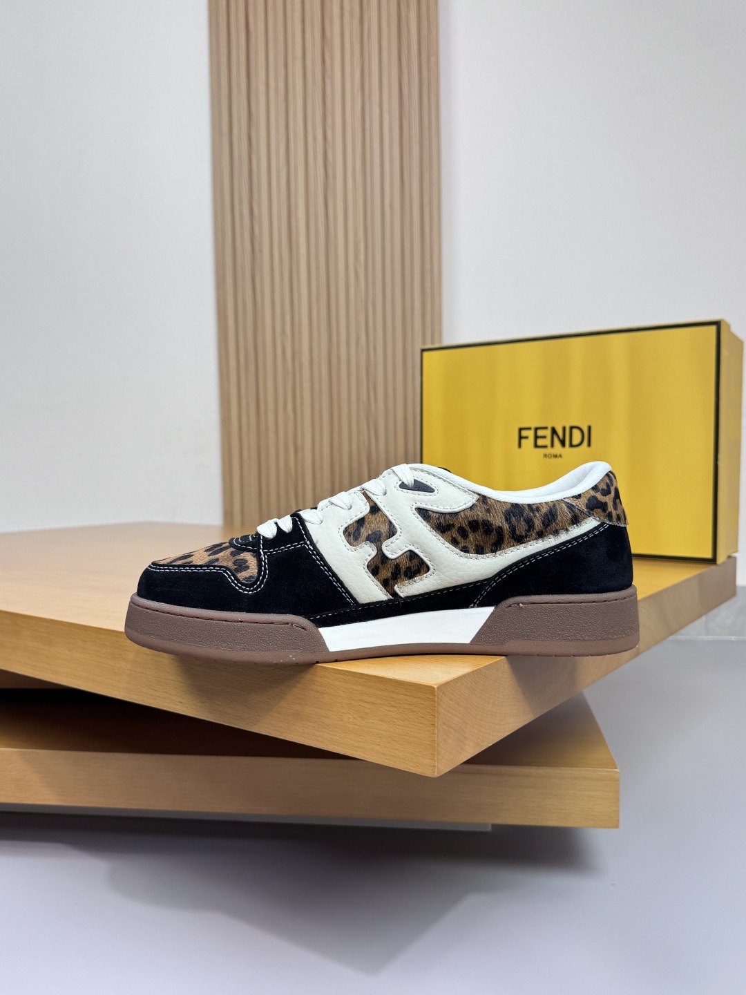 Fendi Leopard Haircalf Sneakers Multicolor
