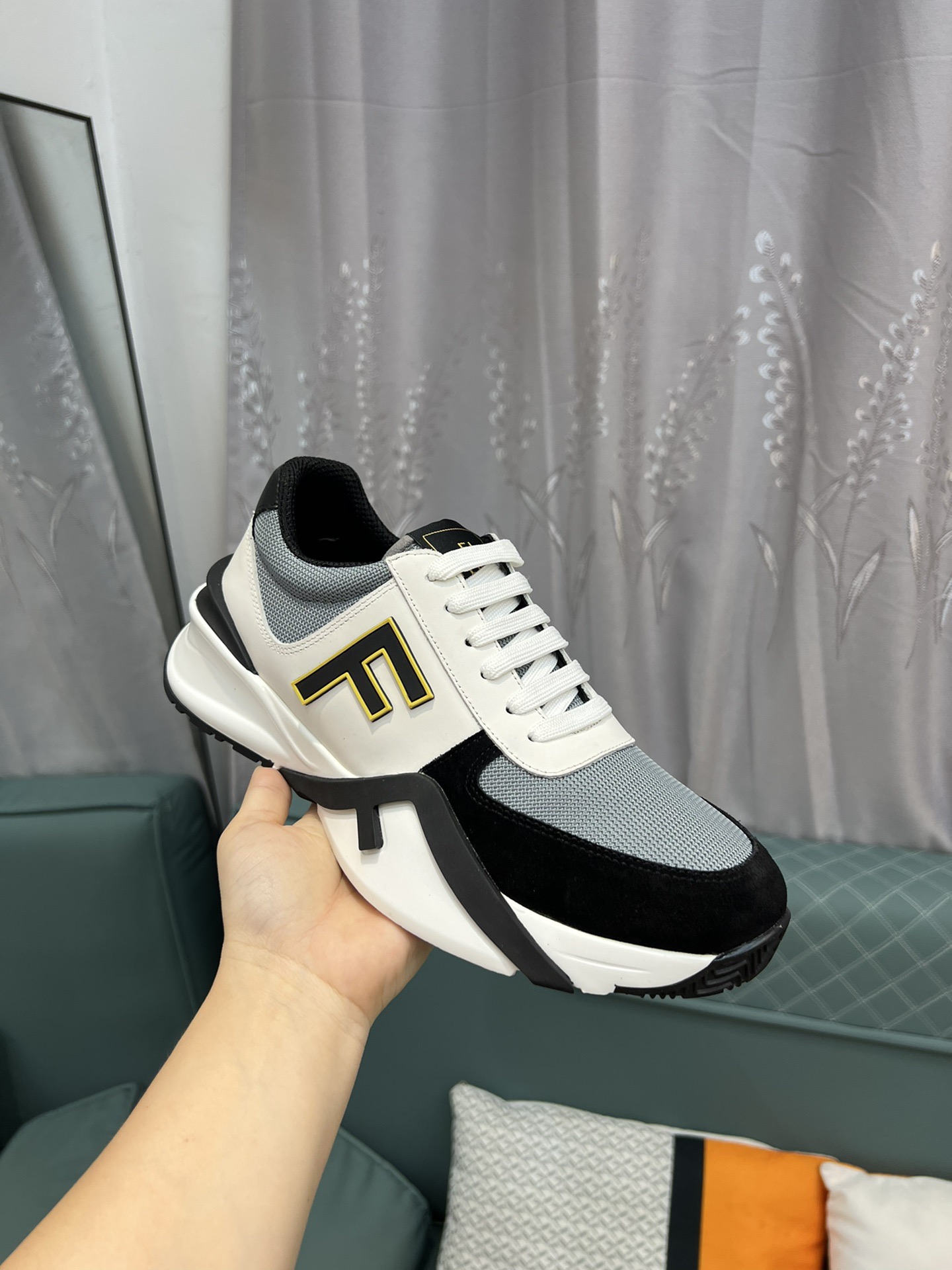 Fendi Mesh Low-Top Sneakers Black/White/Grey