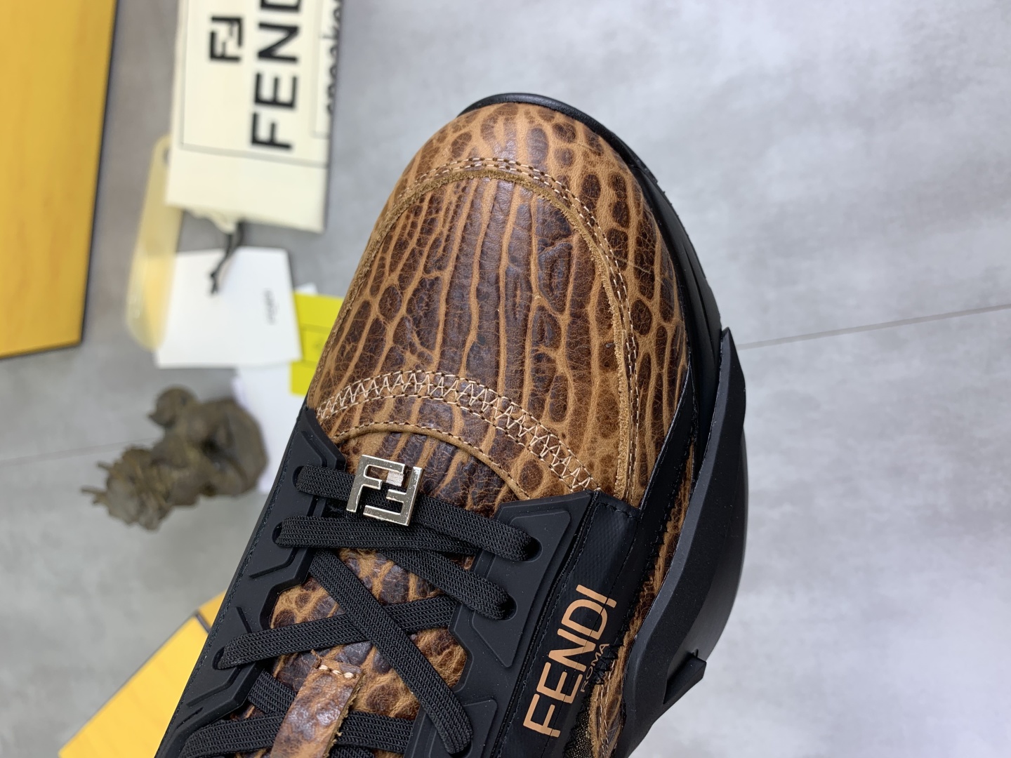Fendi Flow Low-Top Sneakers Brown/Black