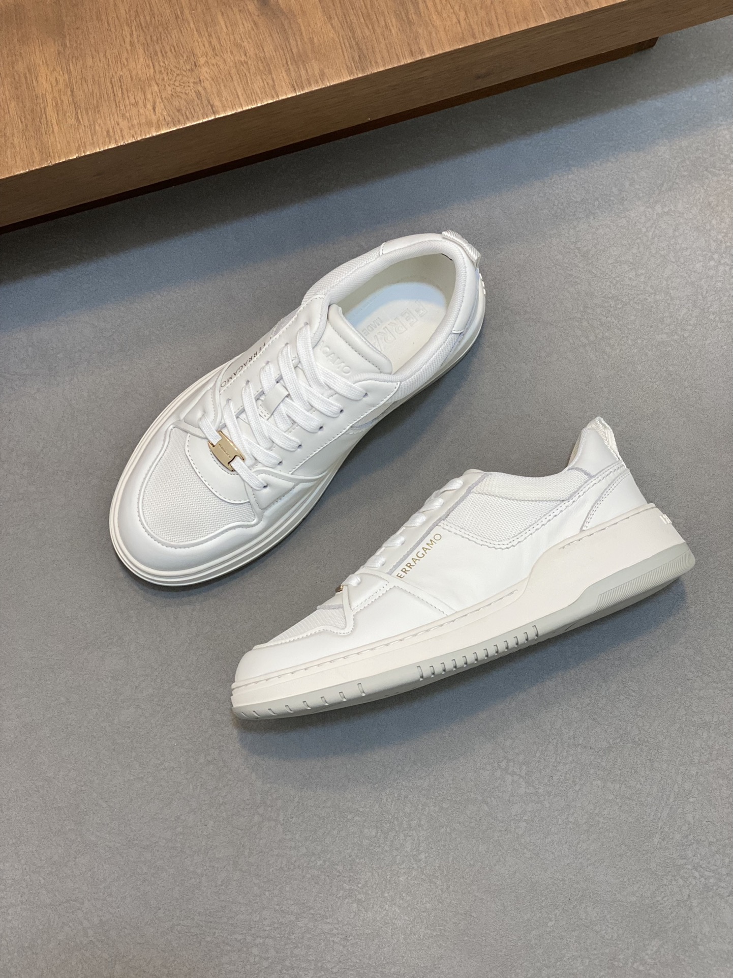 Ferragamo Logo Low-Top Sneakers White