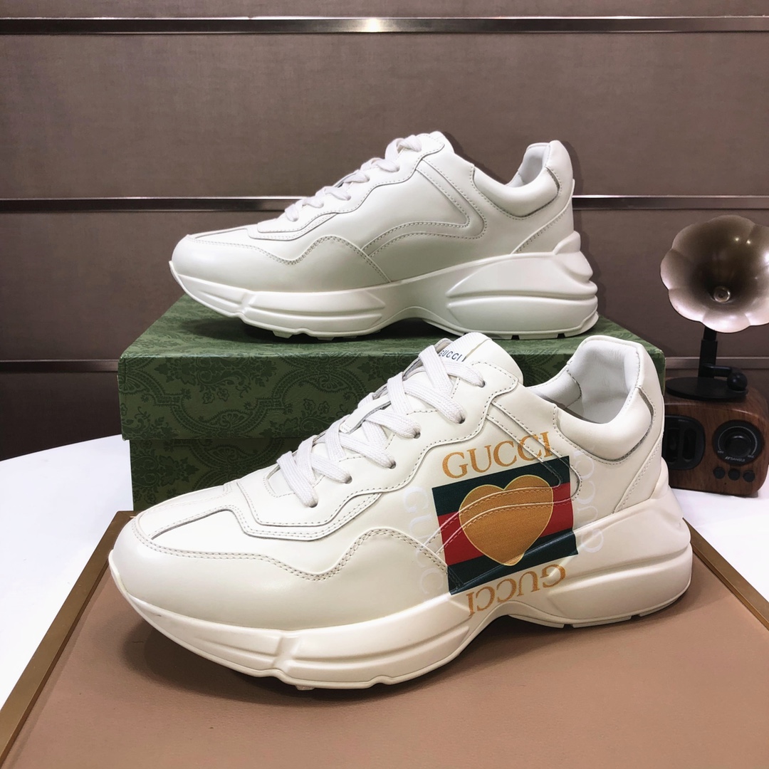 Gucci Heart Logo Dad Sneakers Off-White
