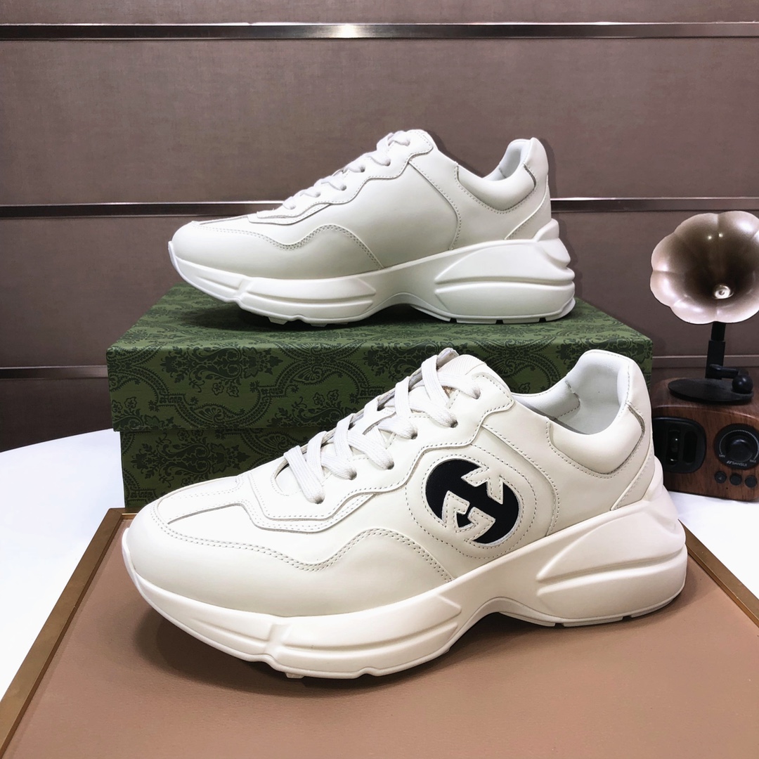 Gucci Dad Sneakers Thick Sole Beige
