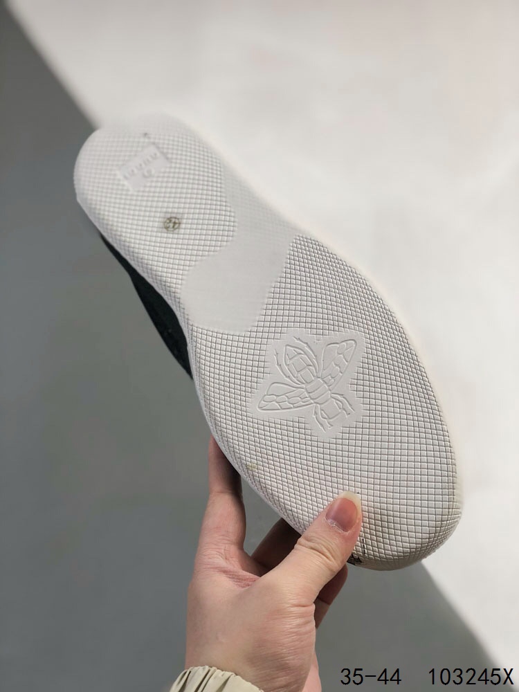 Gucci Distressed Screener Sneakers Black/White